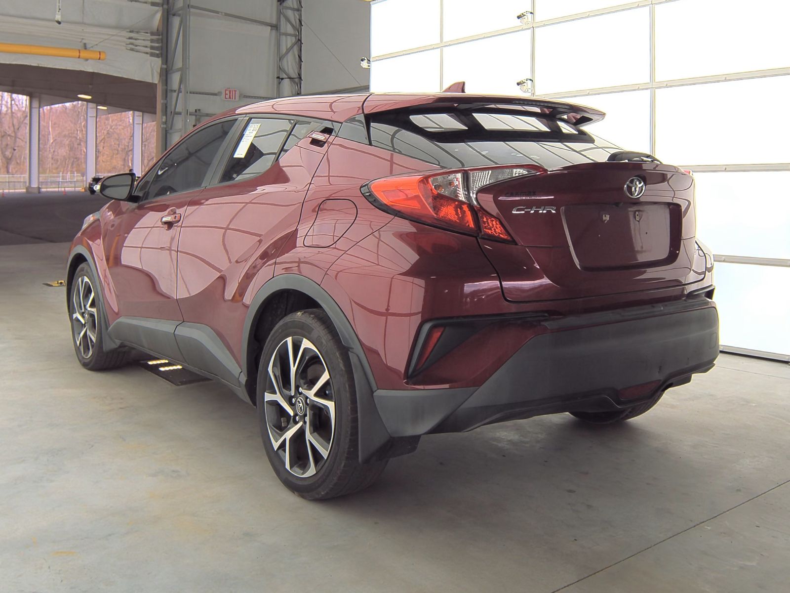 2018 Toyota C-HR XLE Premium FWD