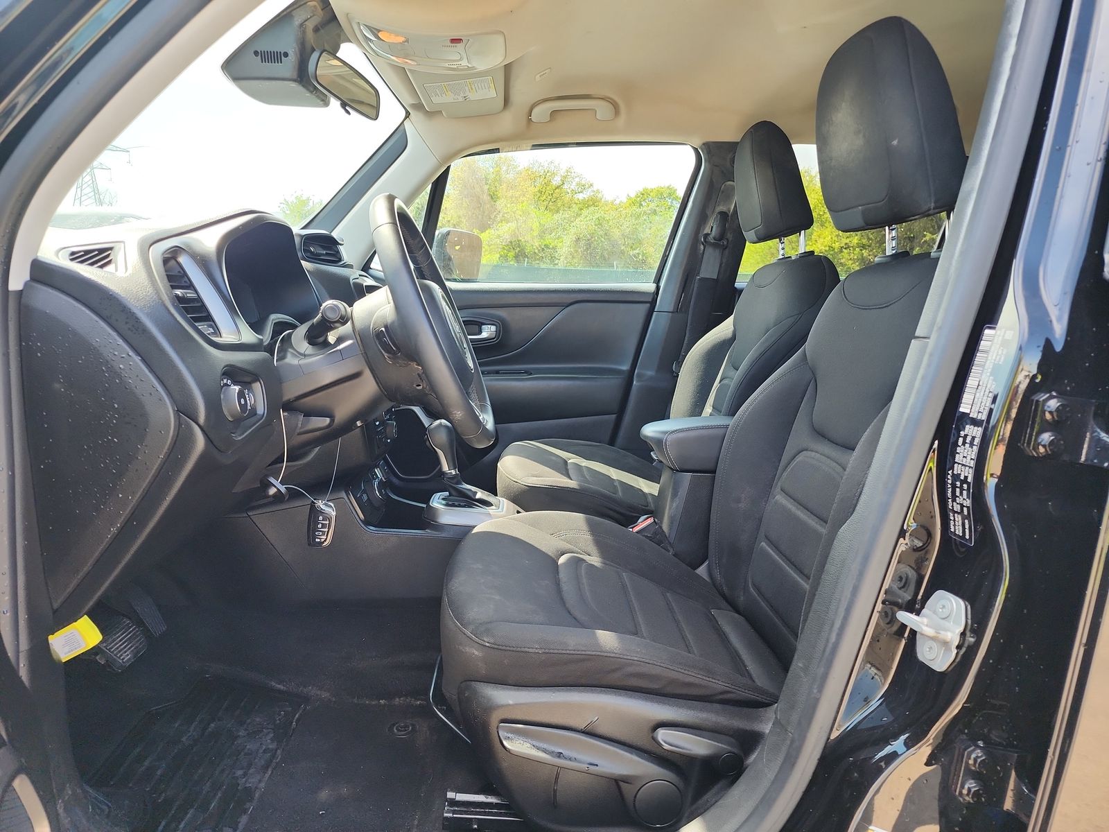 2022 Jeep Renegade Latitude AWD