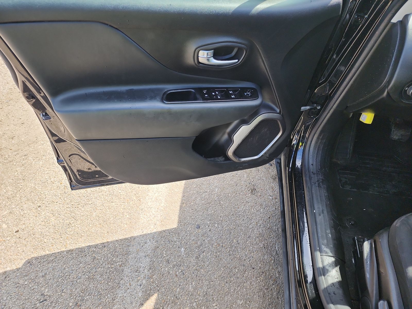 2022 Jeep Renegade Latitude AWD