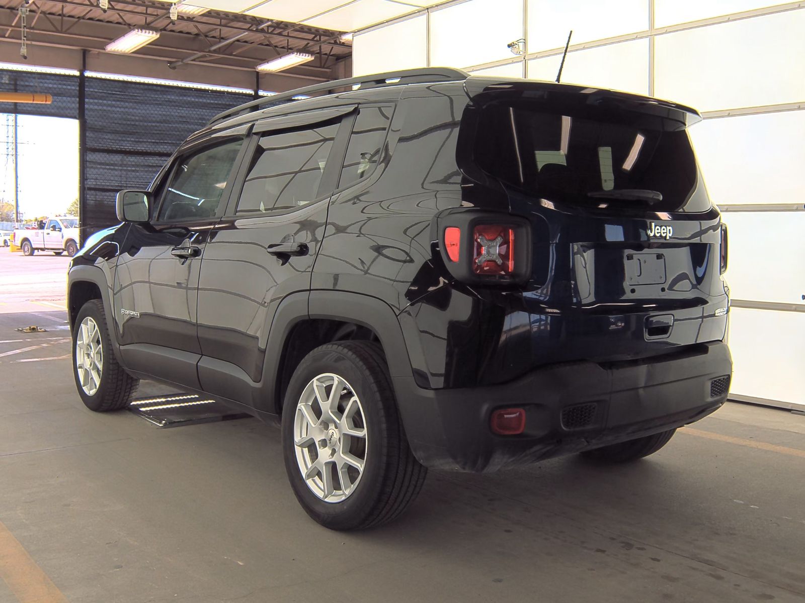 2022 Jeep Renegade Latitude AWD