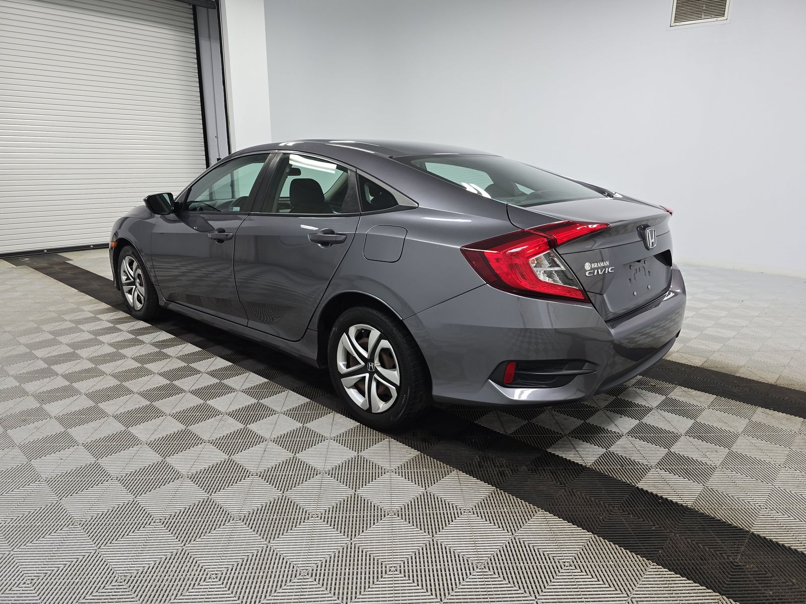 2018 Honda Civic Sedan LX FWD