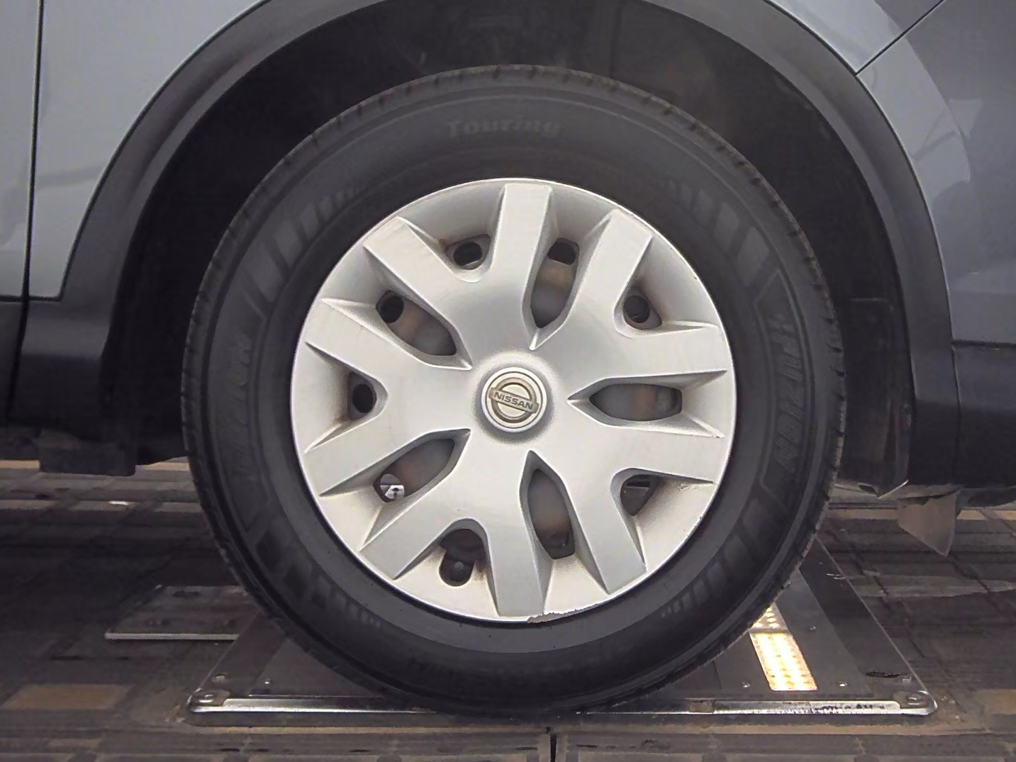 2019 Nissan Rogue Sport S FWD