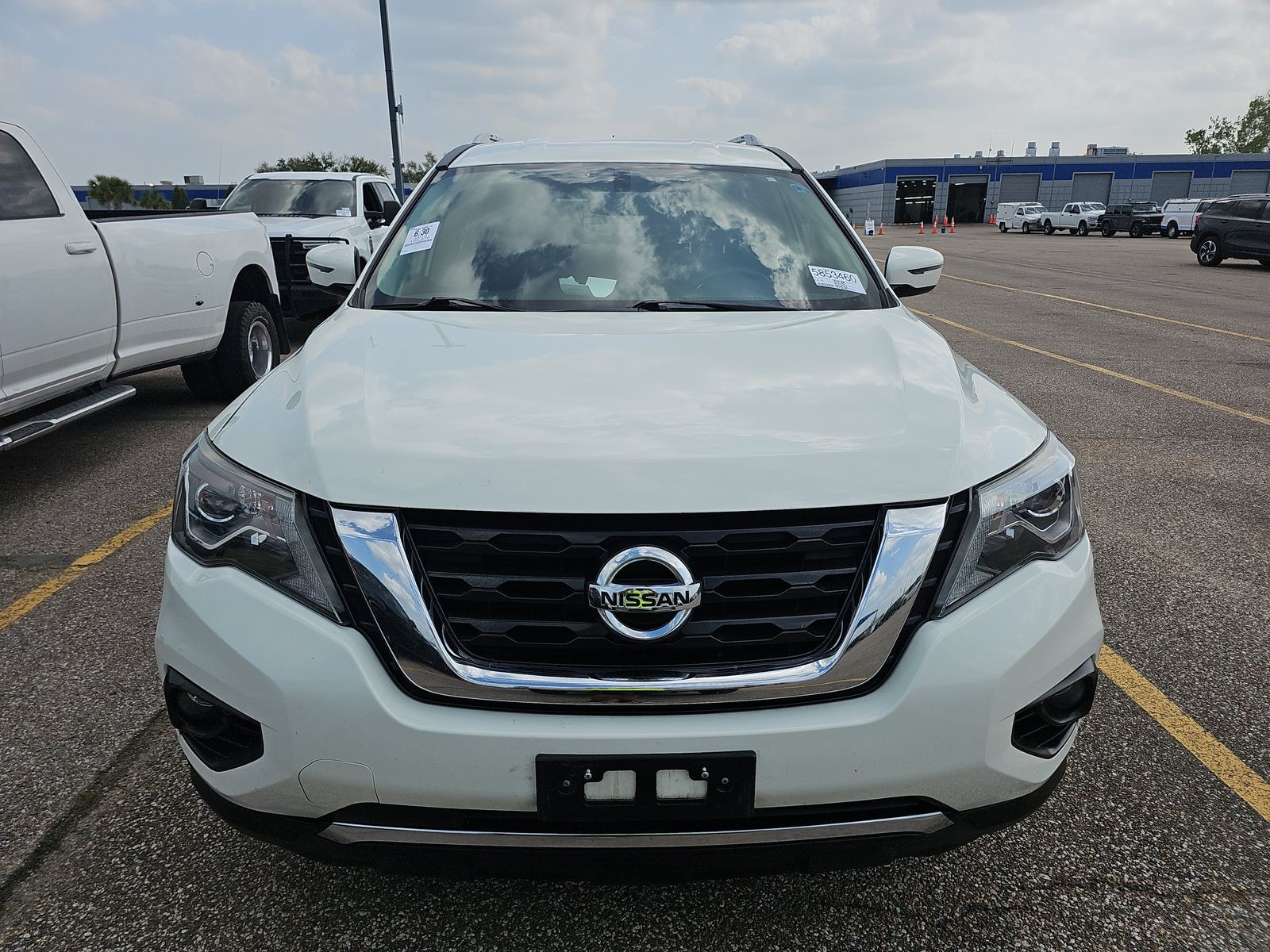 2018 Nissan Pathfinder SV FWD