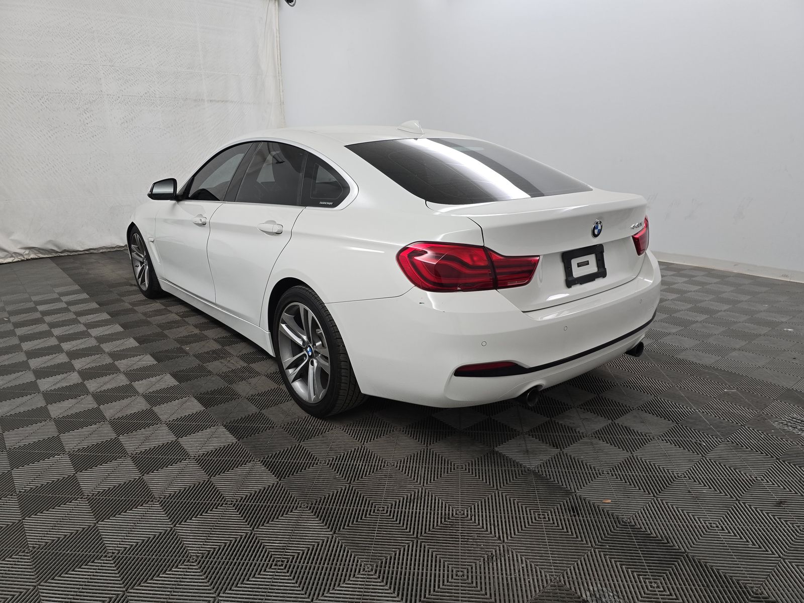 2019 BMW 4 Series 440i RWD