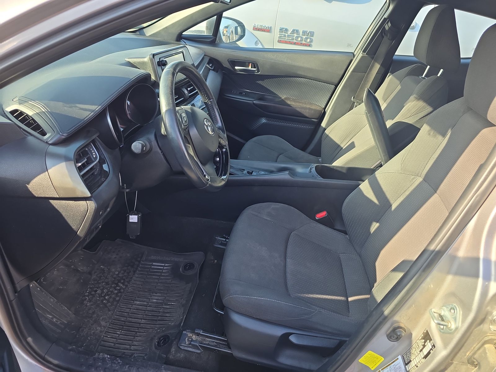 2018 Toyota C-HR XLE FWD