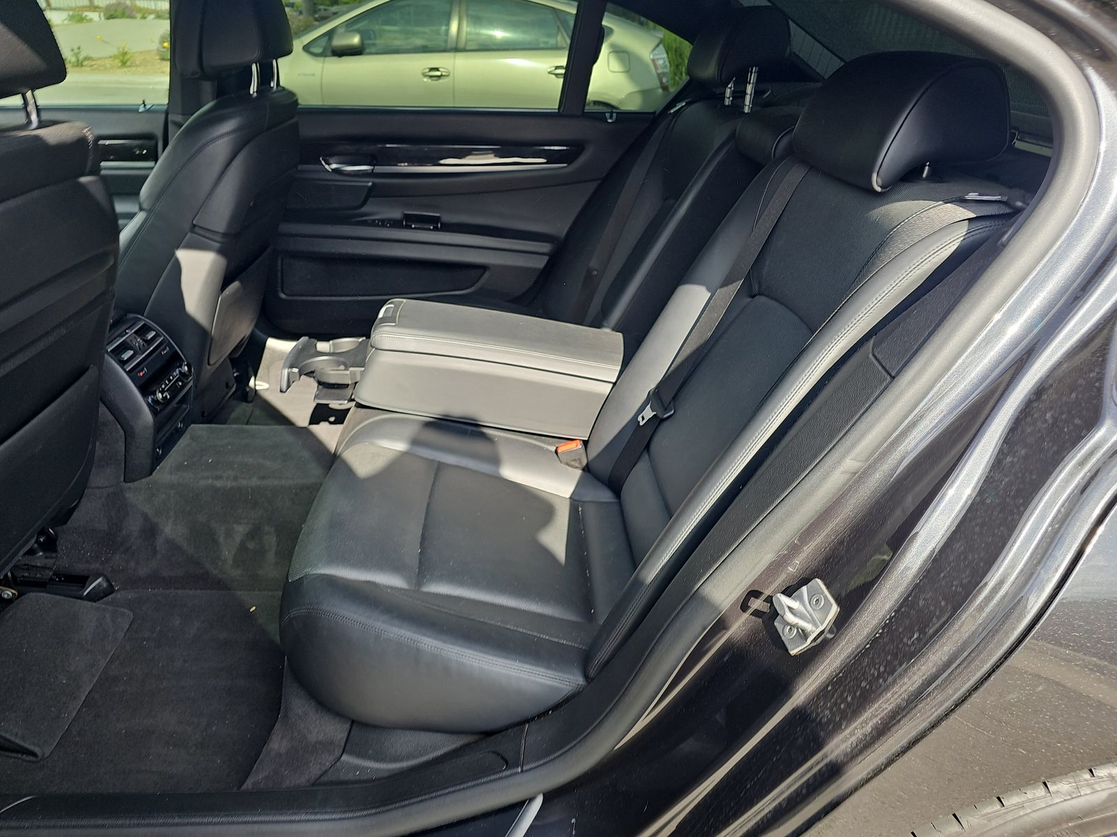 2014 BMW 7 Series 750Li RWD