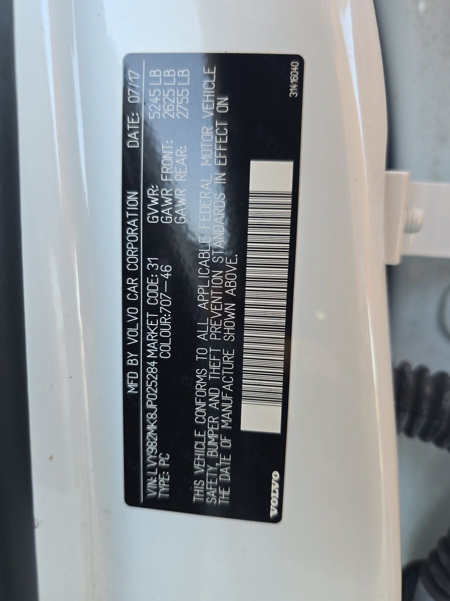 2018 Volvo S90 T5 Momentum AWD