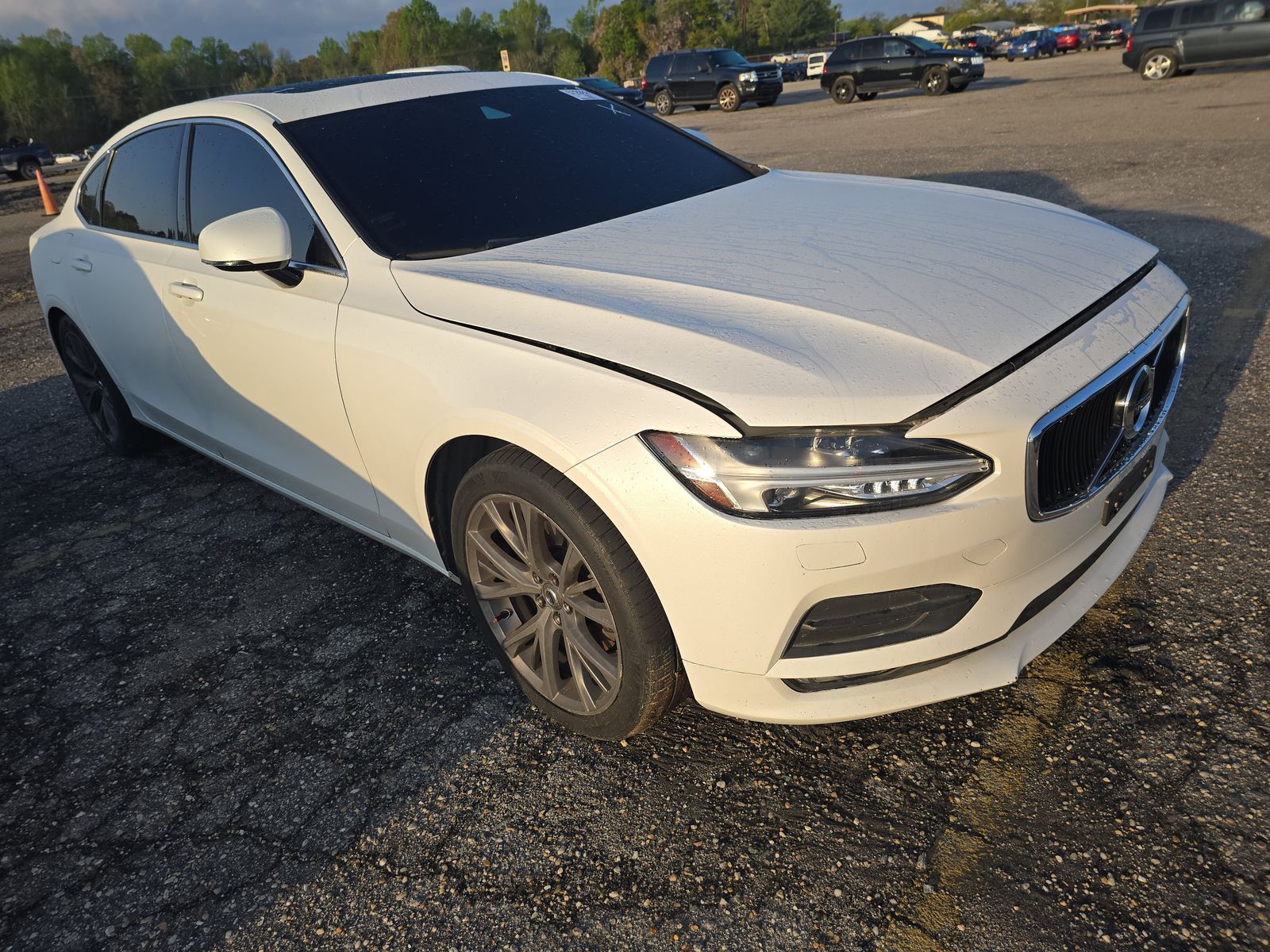2018 Volvo S90 T5 Momentum AWD