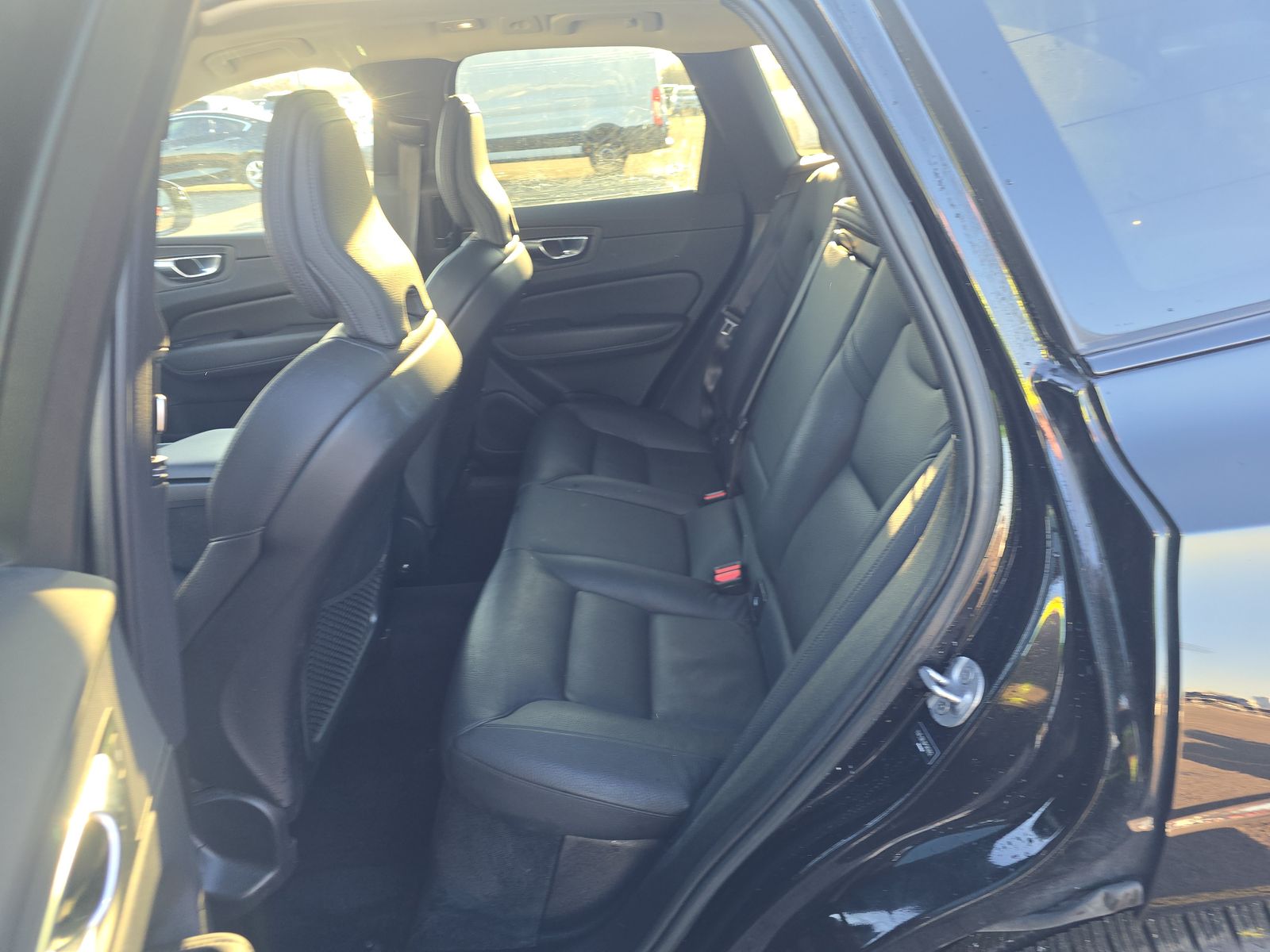 2023 Volvo XC60 B5 Plus AWD