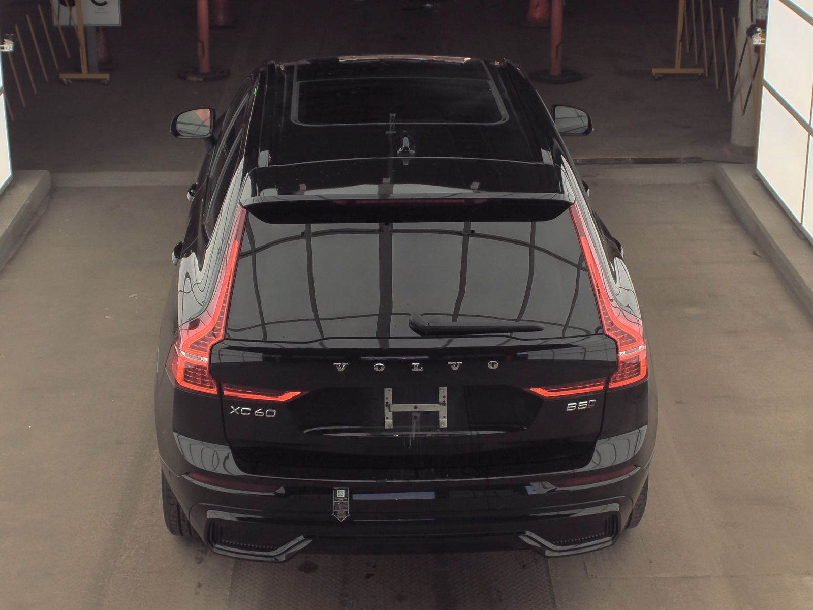 2023 Volvo XC60 B5 Plus AWD