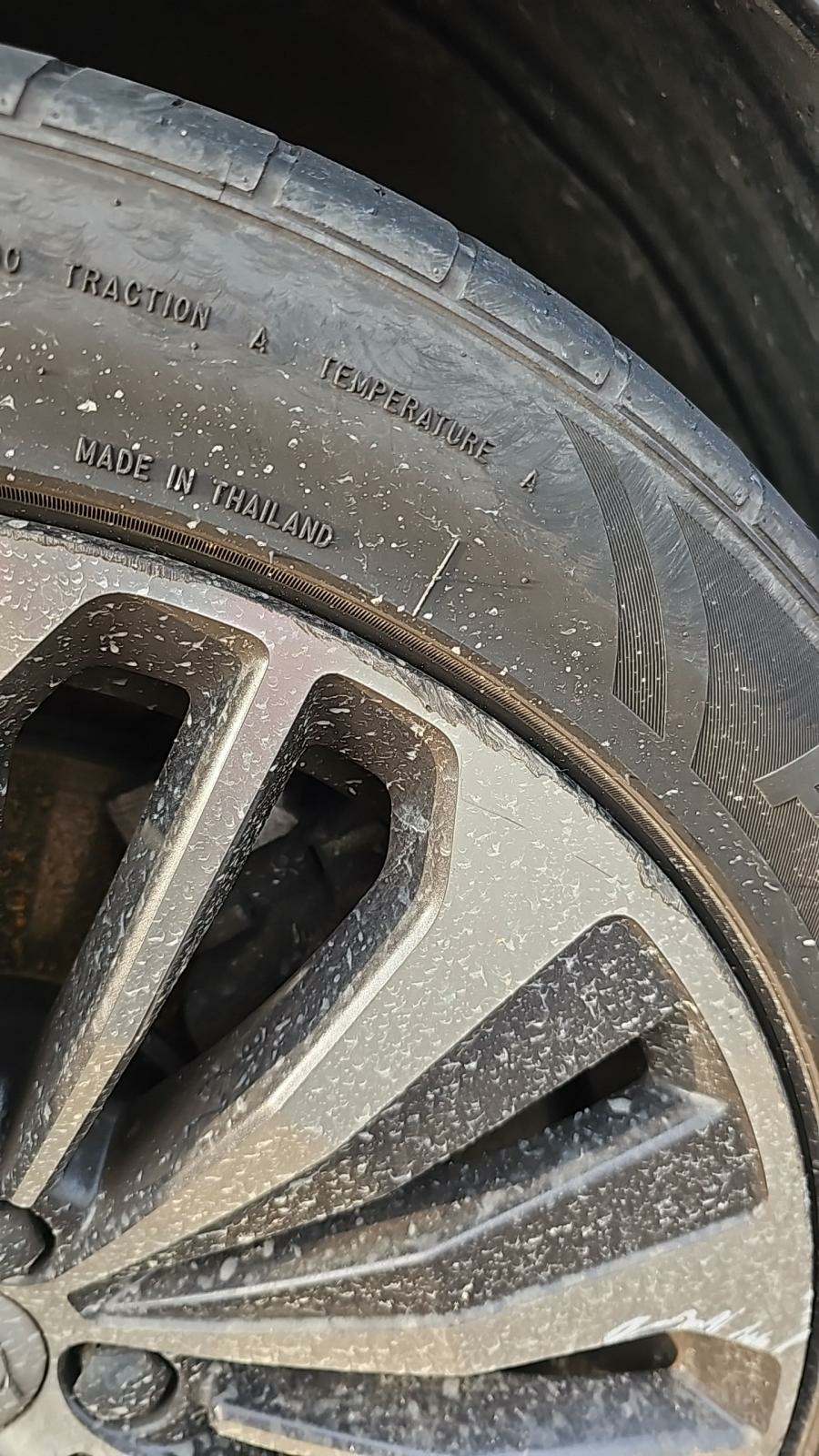 2020 Volvo S90 T6 Momentum AWD