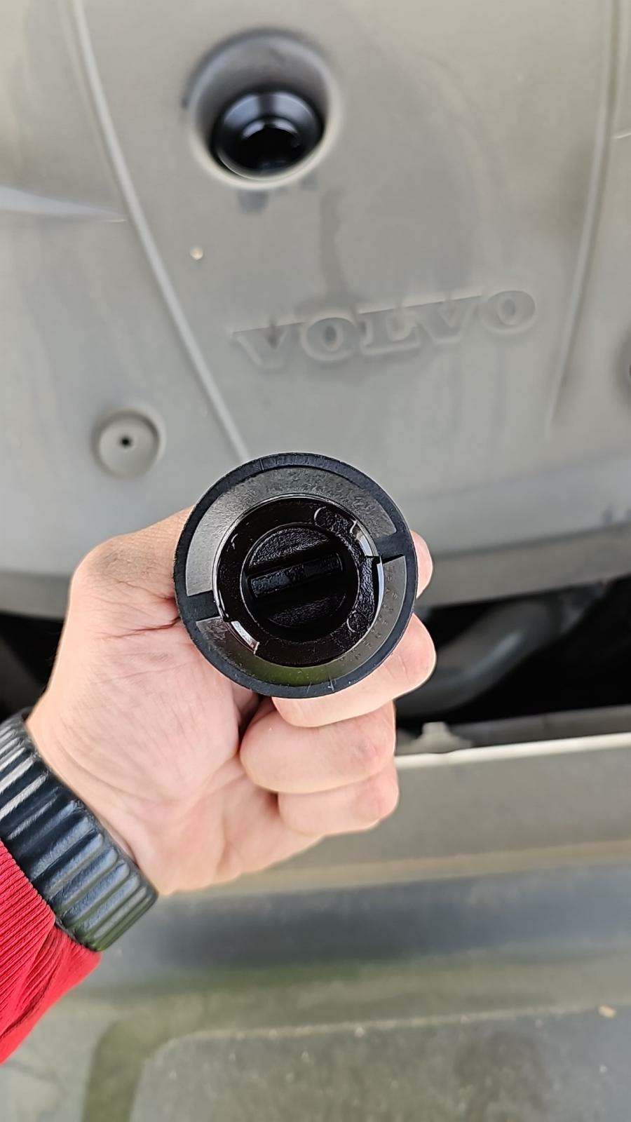 2020 Volvo S90 T6 Momentum AWD