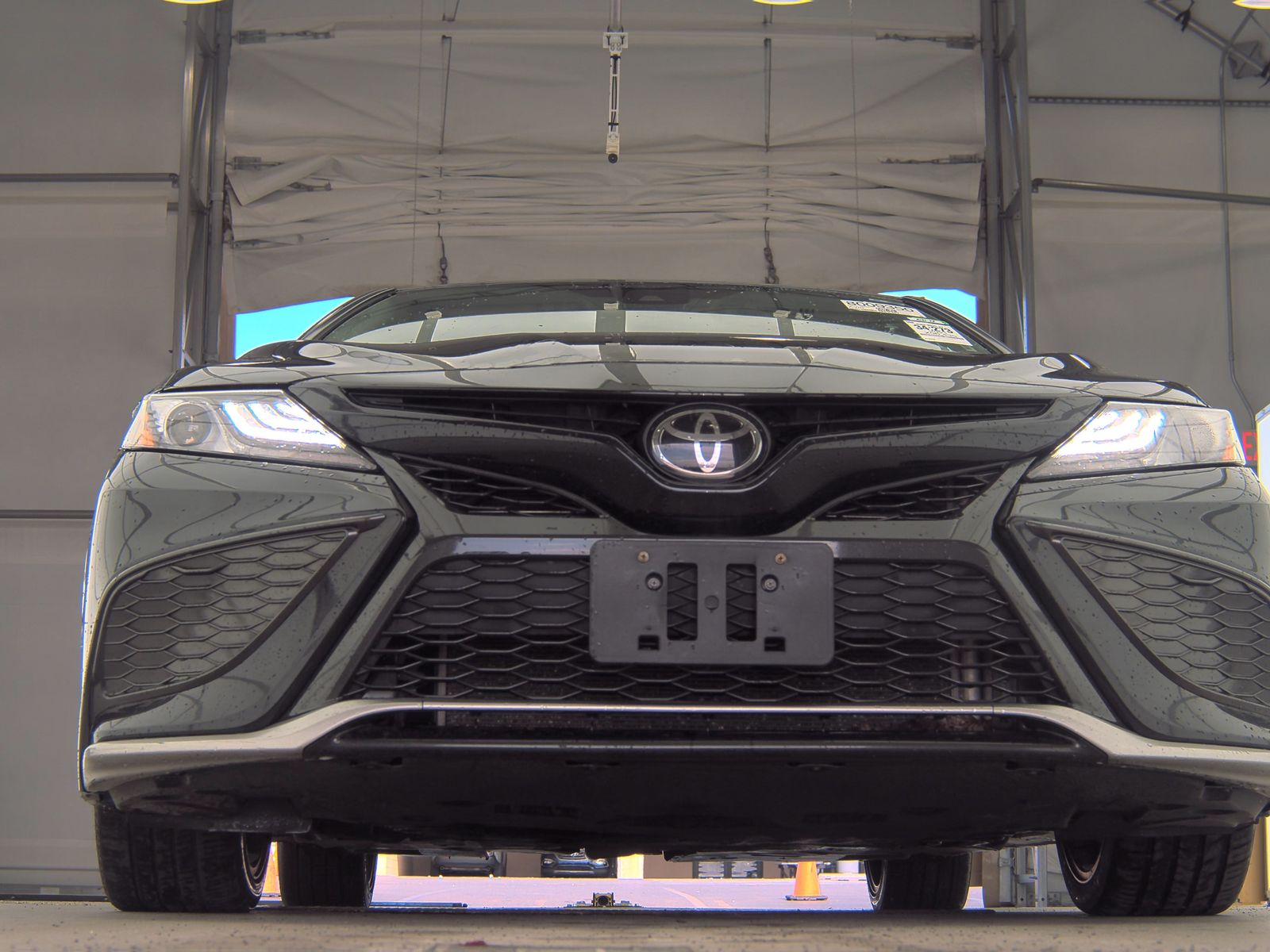 2021 Toyota Camry XSE FWD