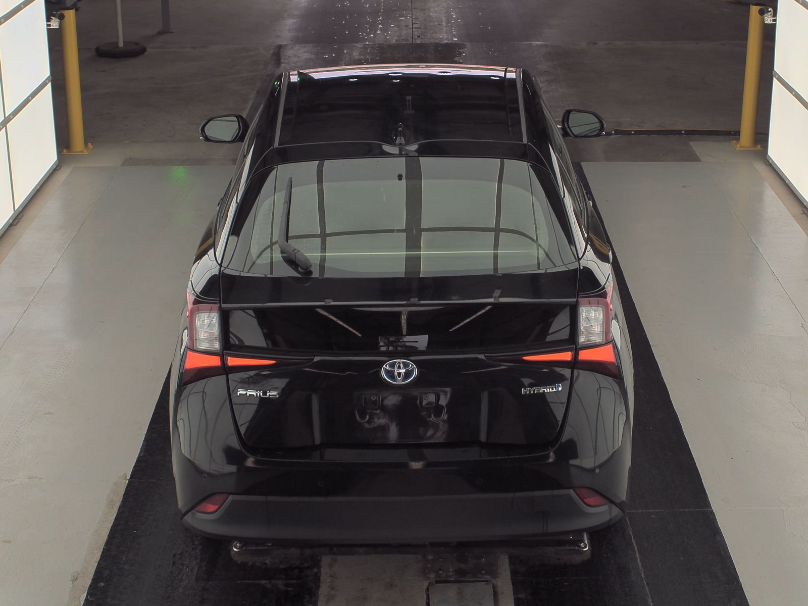 2019 Toyota Prius LE FWD