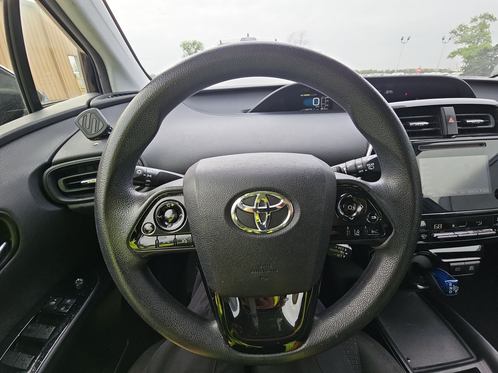 2019 Toyota Prius LE FWD