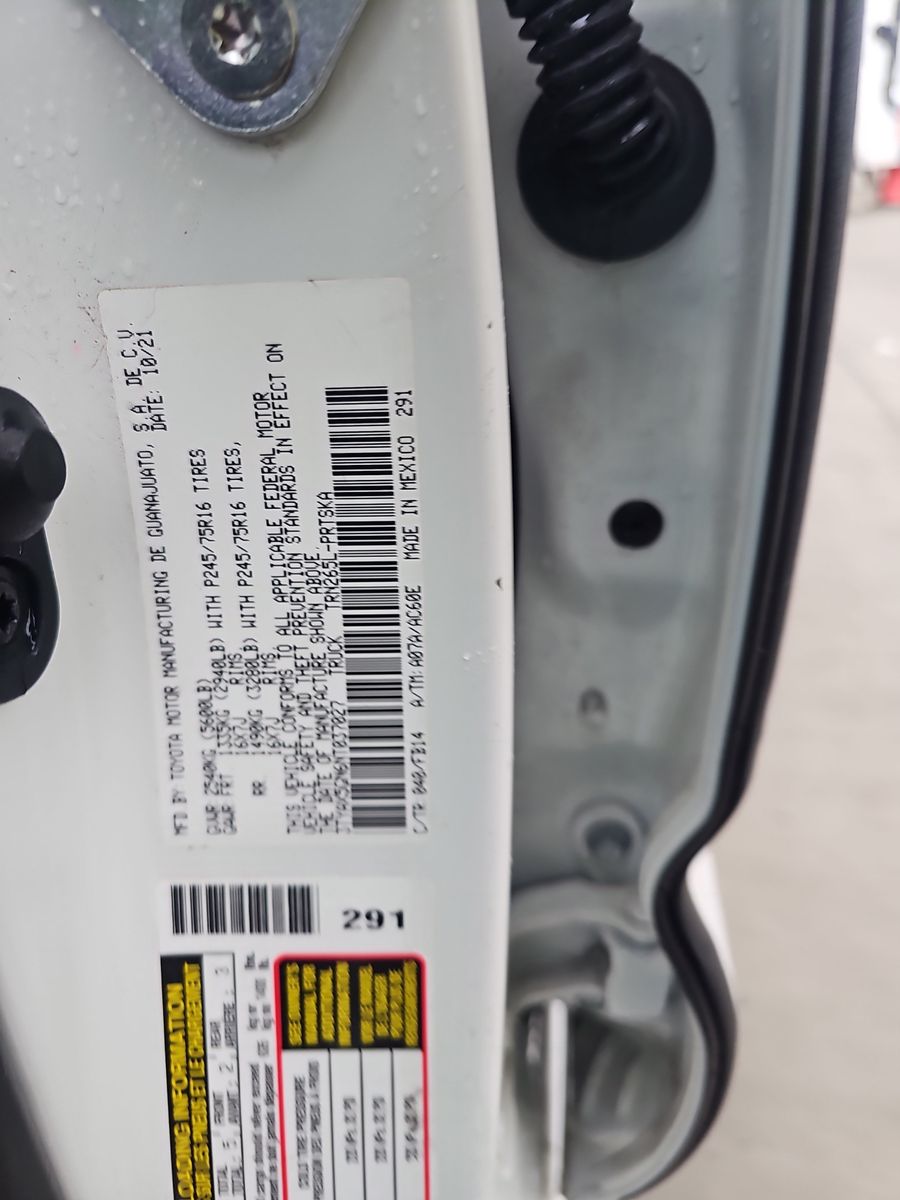 2022 Toyota Tacoma SR RWD