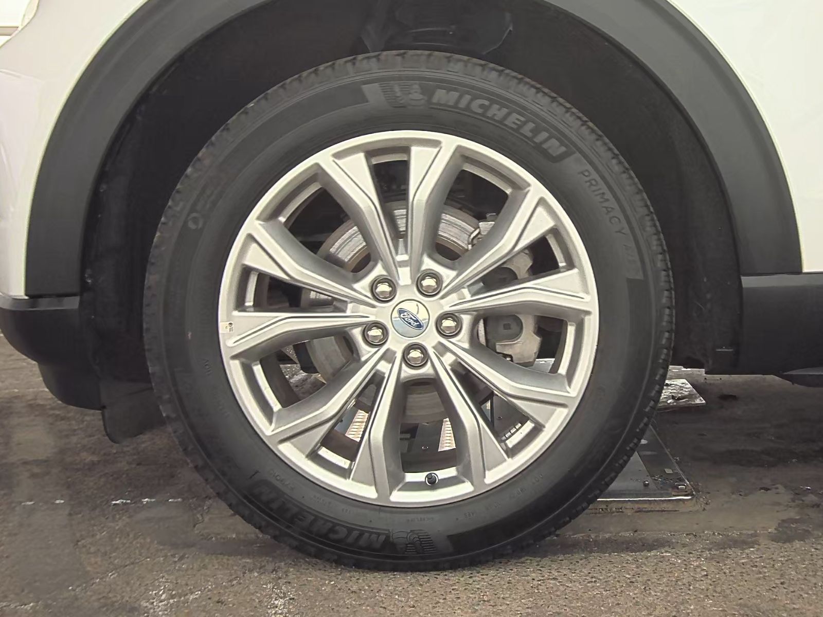 2023 Ford Explorer Limited AWD