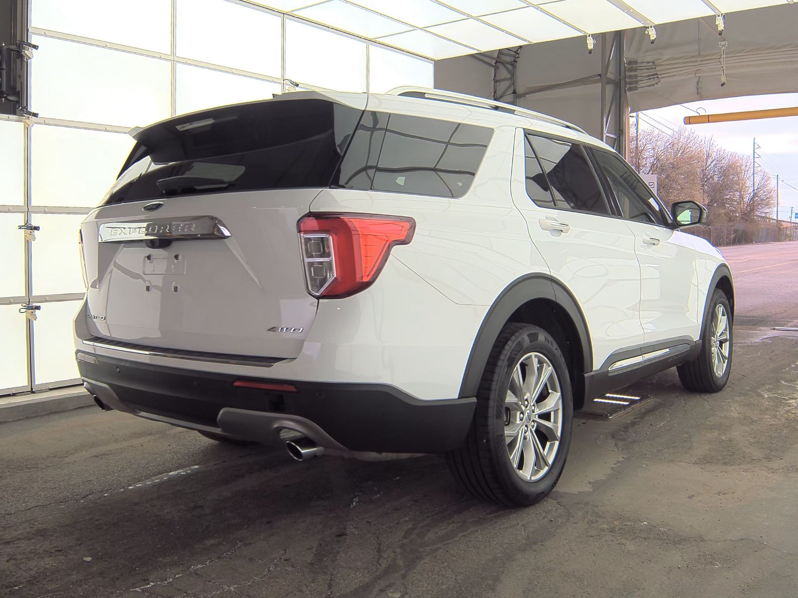 2023 Ford Explorer Limited AWD
