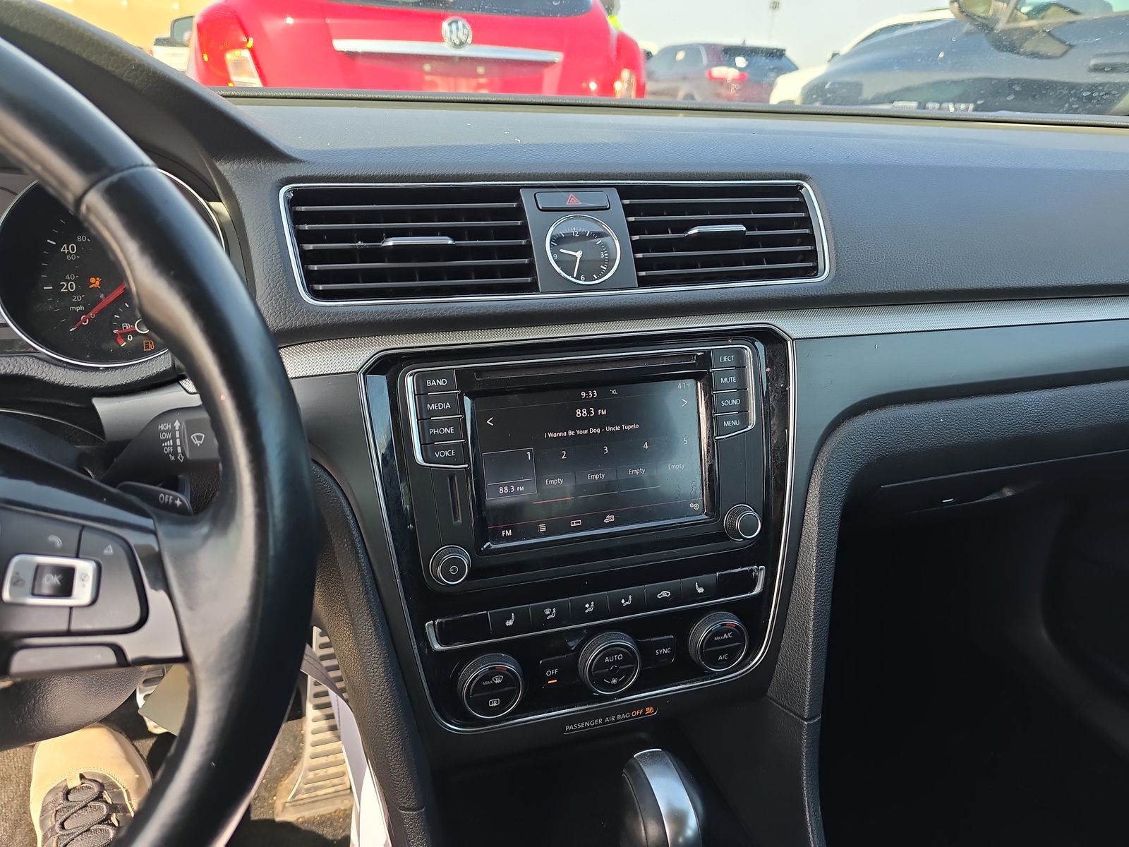 2017 Volkswagen Passat 1.8T R-Line FWD