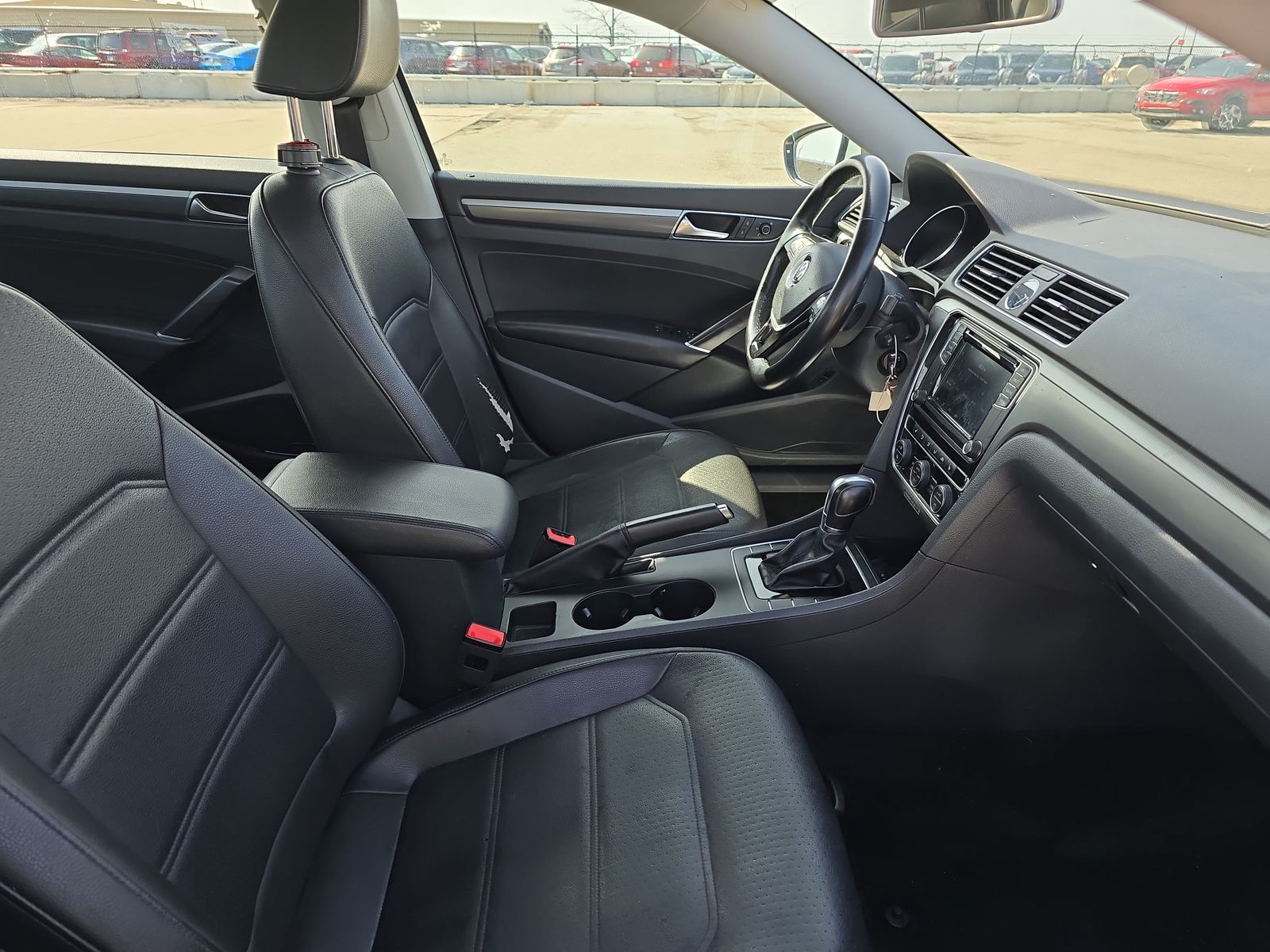 2017 Volkswagen Passat 1.8T R-Line FWD