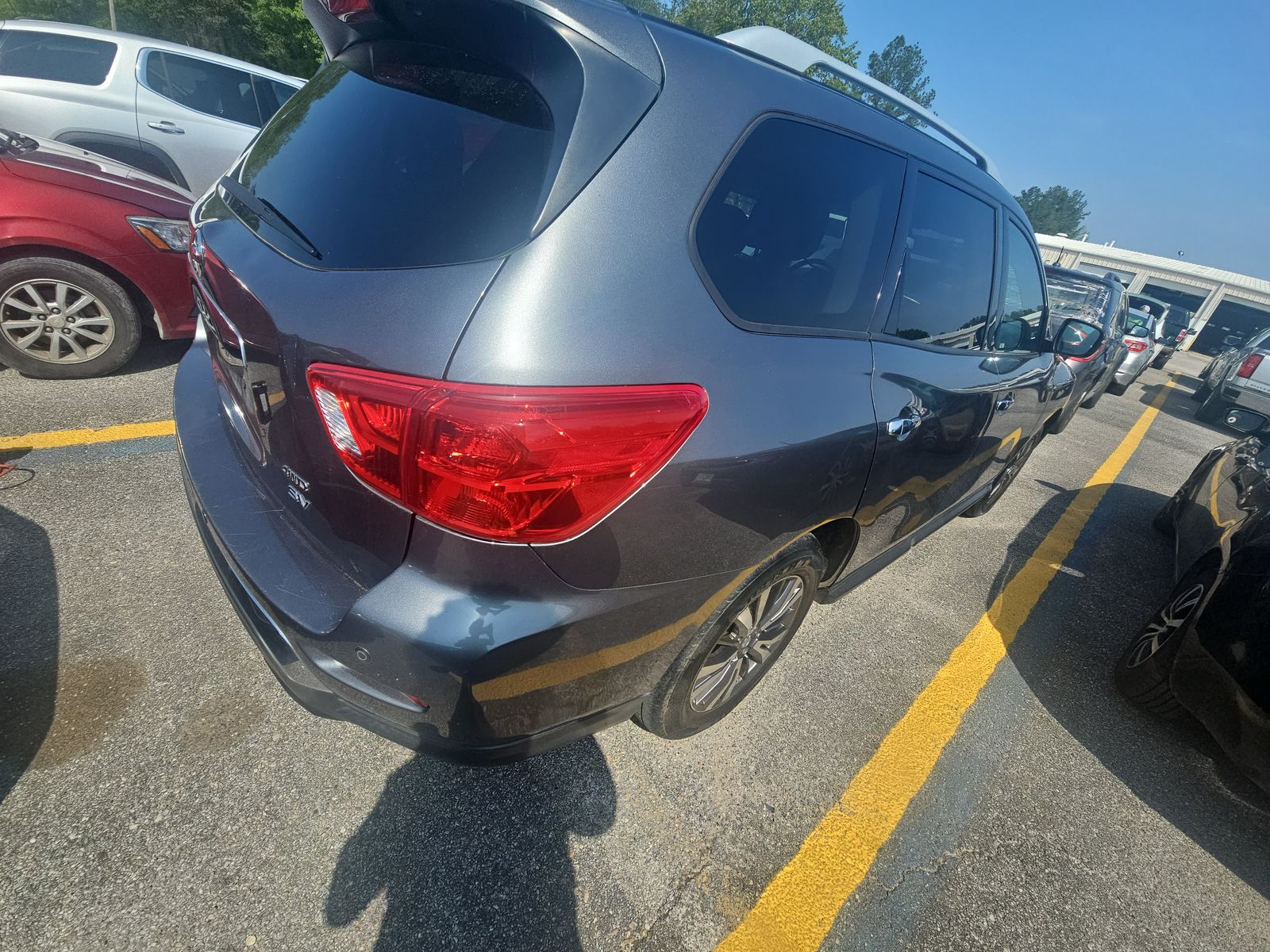 2019 Nissan Pathfinder SV AWD