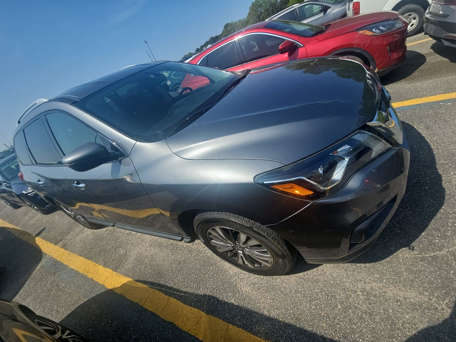 2019 Nissan Pathfinder SV AWD