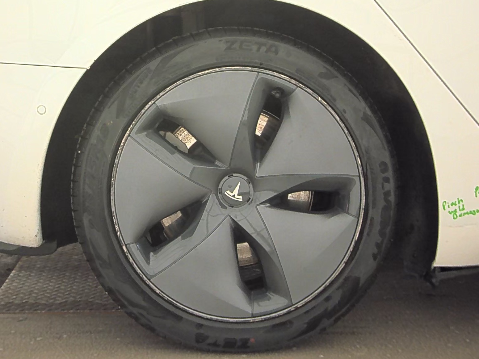 2020 Tesla Model 3 Standard Range FWD