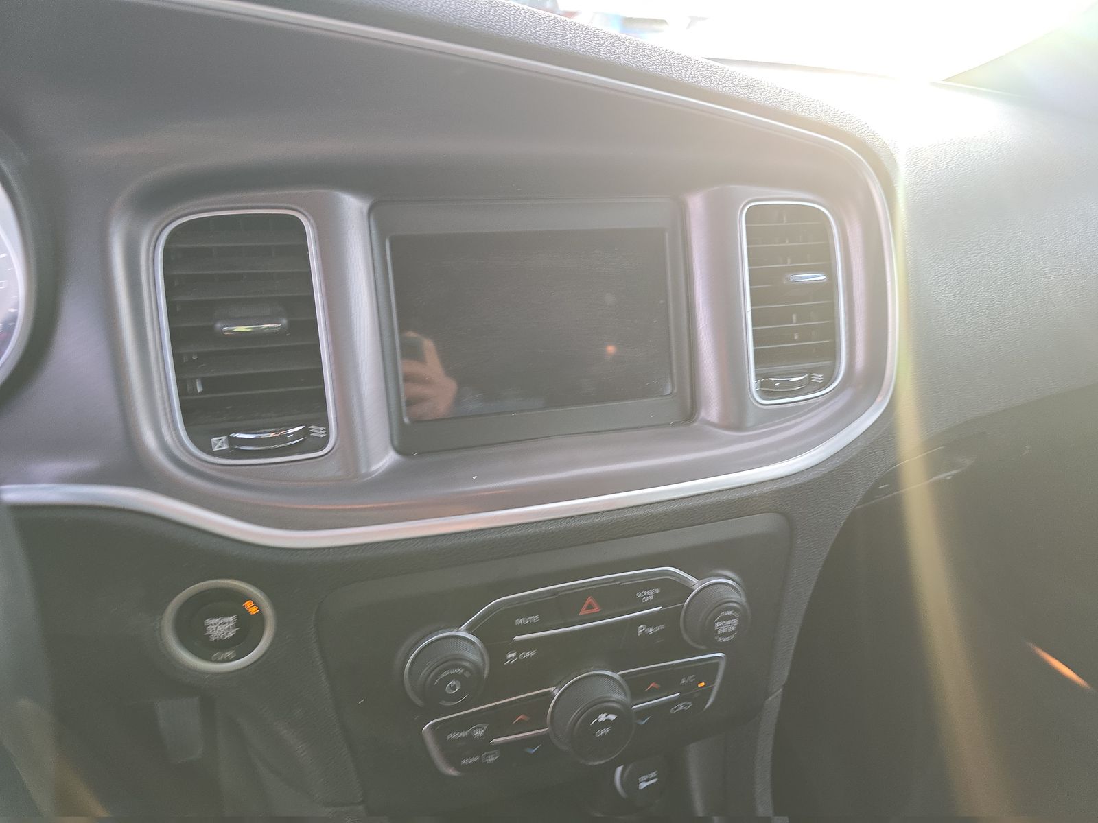 2022 Dodge Charger SXT RWD