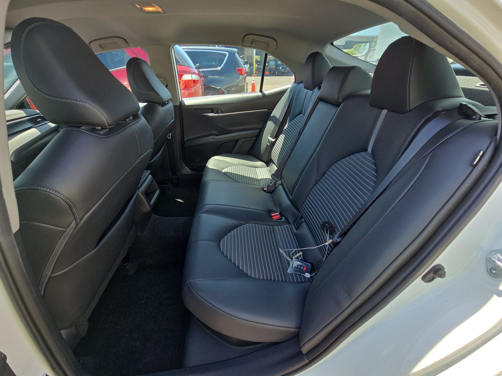 2022 Toyota Camry Hybrid Nightshade FWD