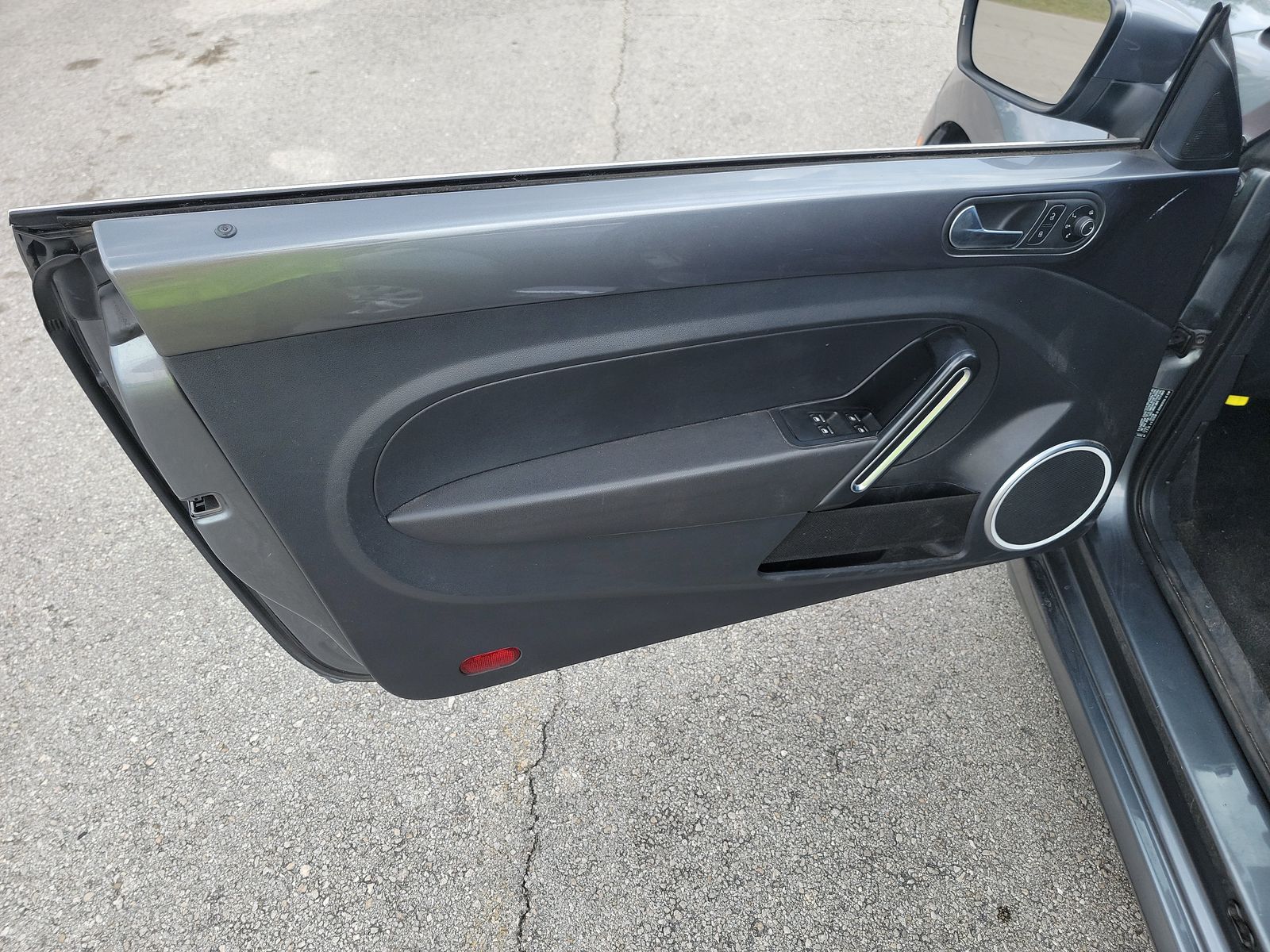 2018 Volkswagen Beetle 2.0T SE FWD