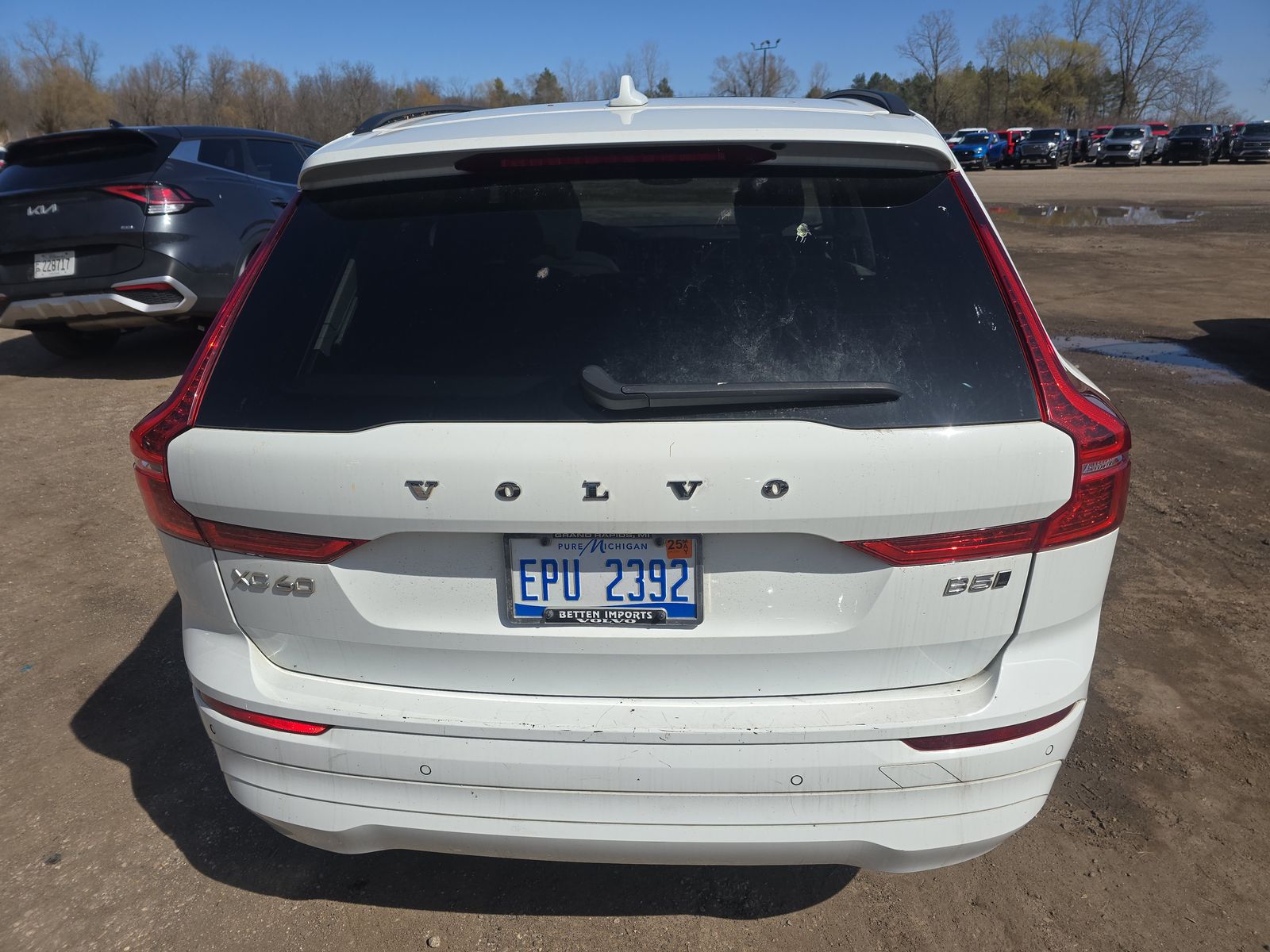 2022 Volvo XC60 B5 Momentum AWD