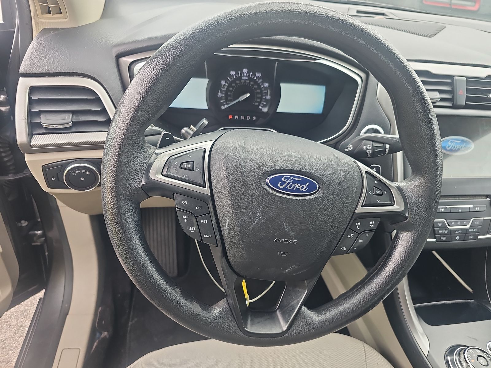 2017 Ford Fusion SE FWD