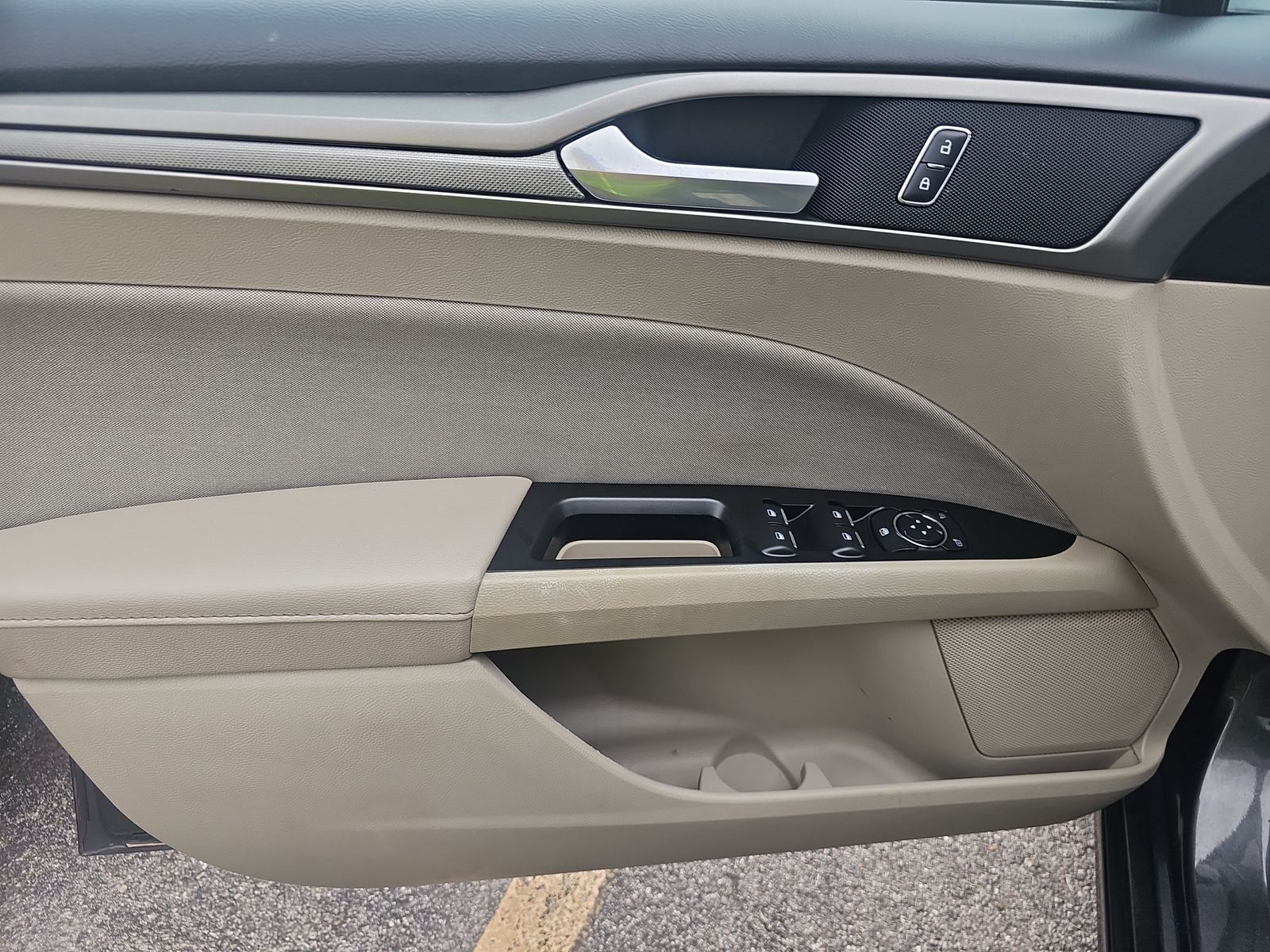 2017 Ford Fusion SE FWD