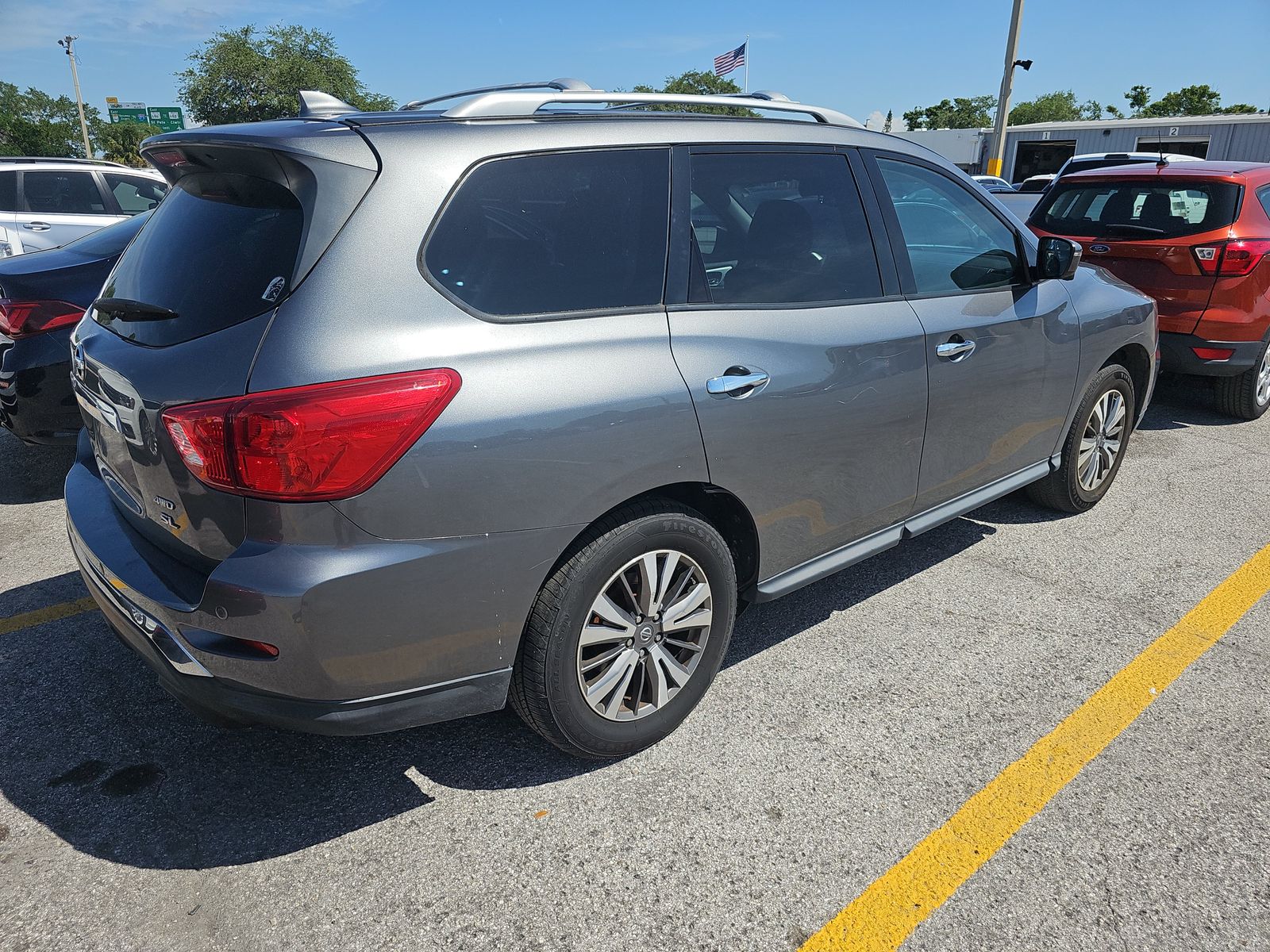 2020 Nissan Pathfinder SL AWD