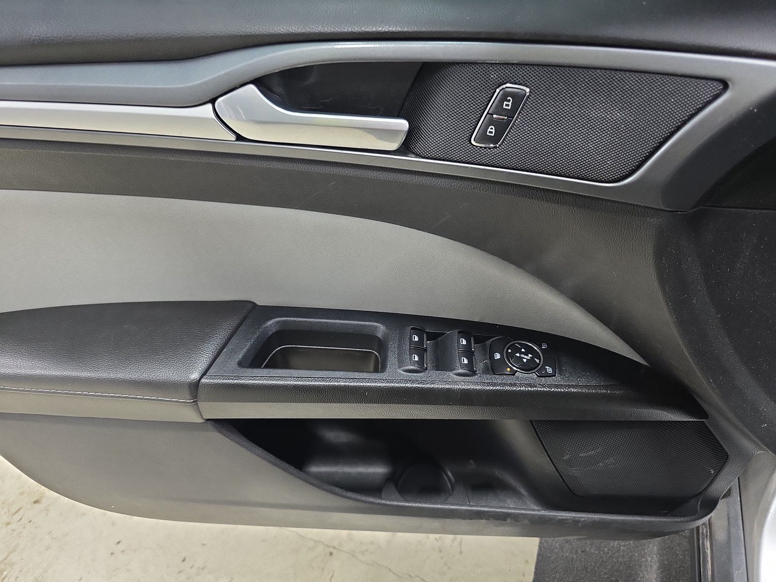 2015 Ford Fusion S FWD