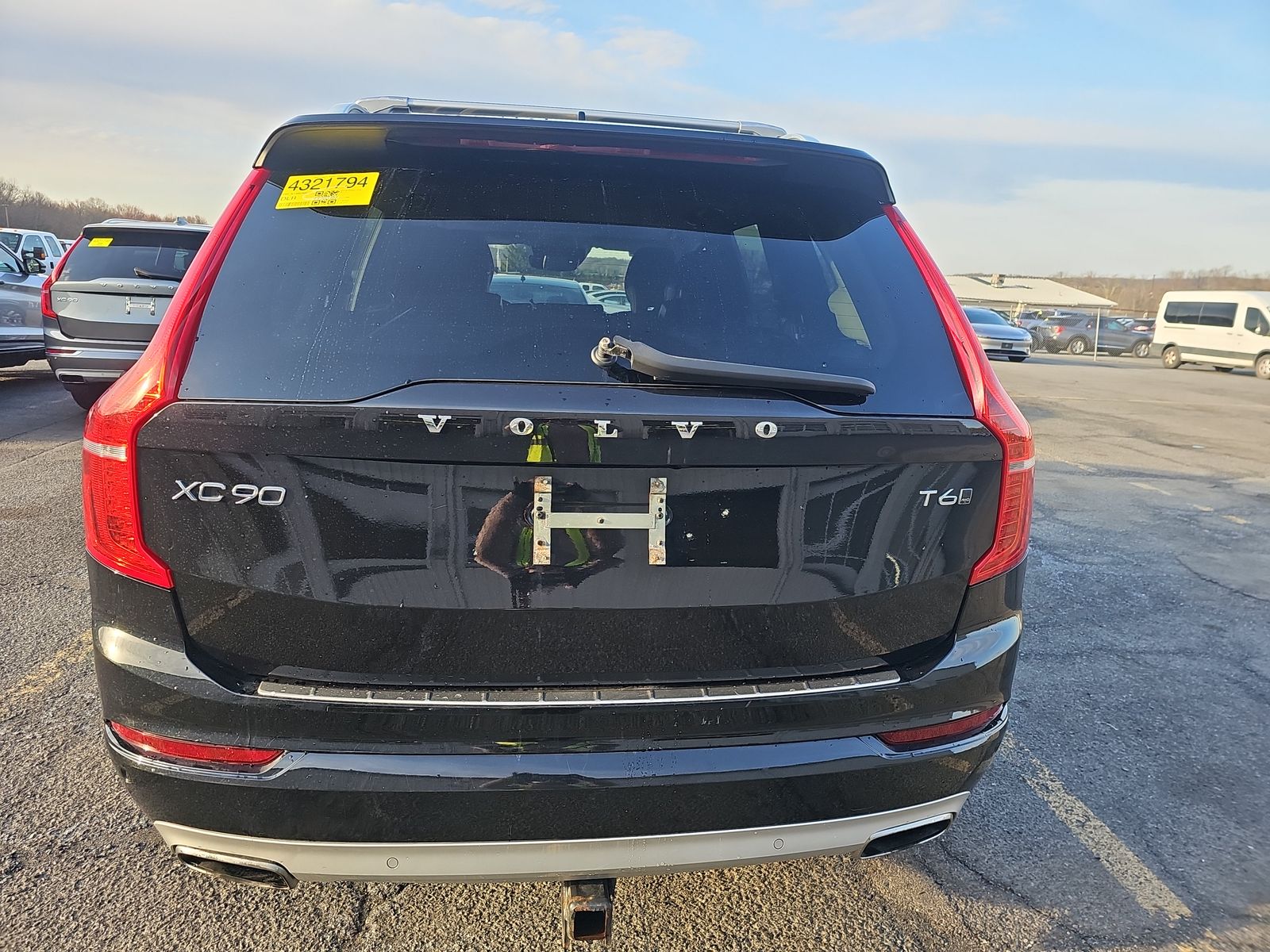2019 Volvo XC90 T6 Momentum AWD