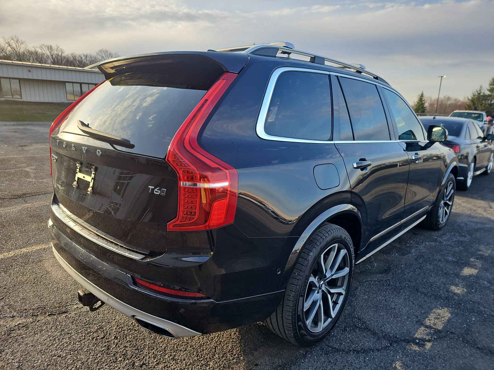 2019 Volvo XC90 T6 Momentum AWD