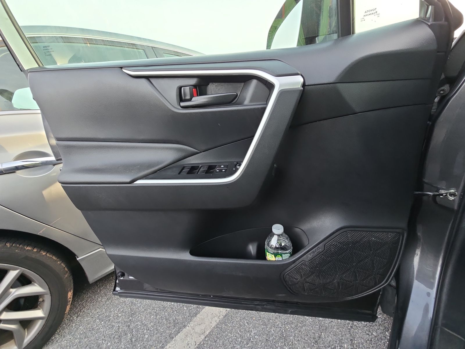 2021 Toyota RAV4 LE AWD