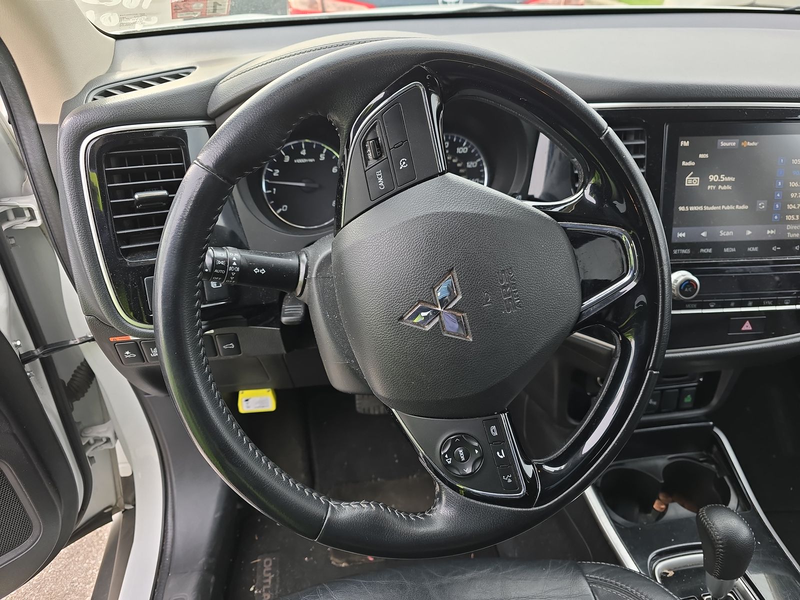 2020 Mitsubishi Outlander SEL FWD