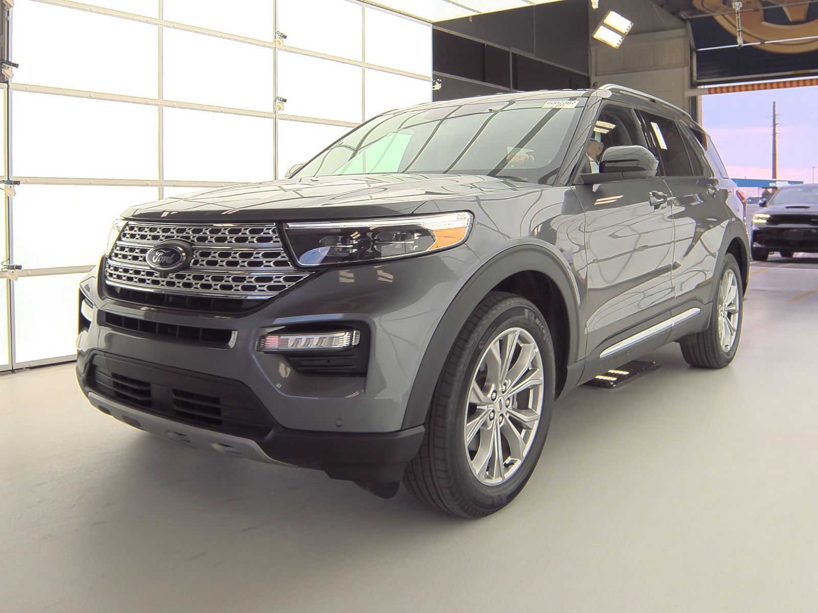 FORD EXPLORER - 1