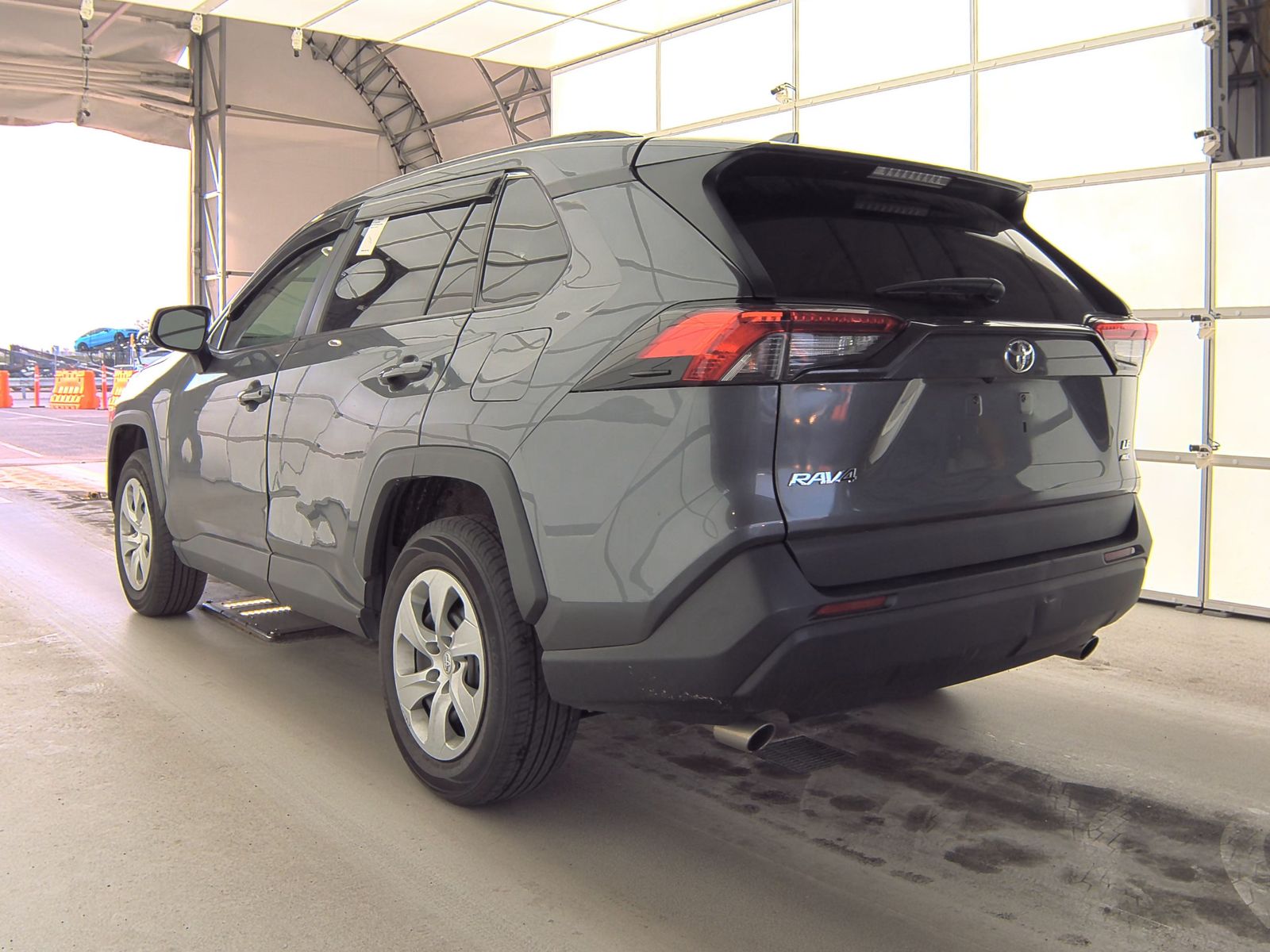 2021 Toyota RAV4 LE AWD
