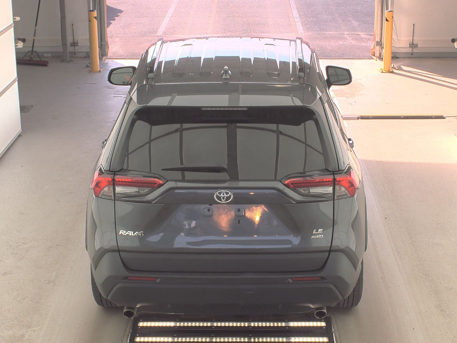 2021 Toyota RAV4 LE AWD