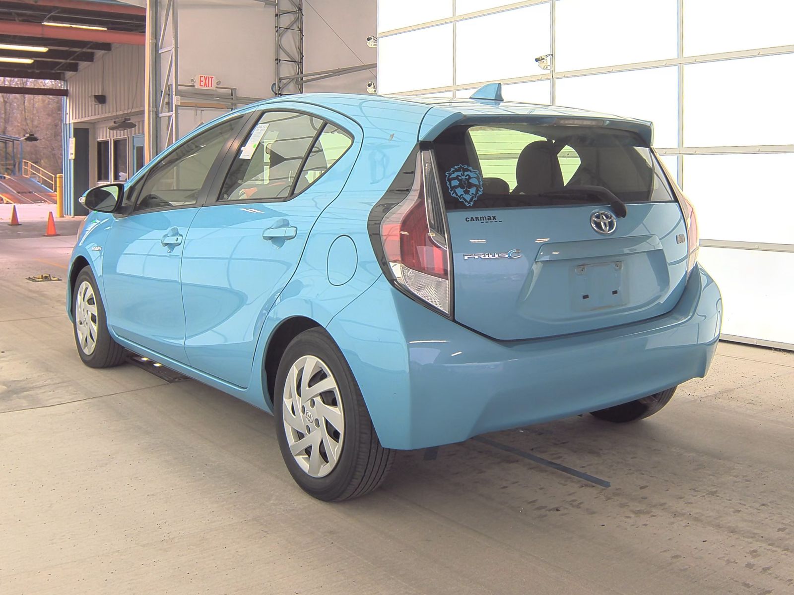 2015 Toyota Prius c Two FWD
