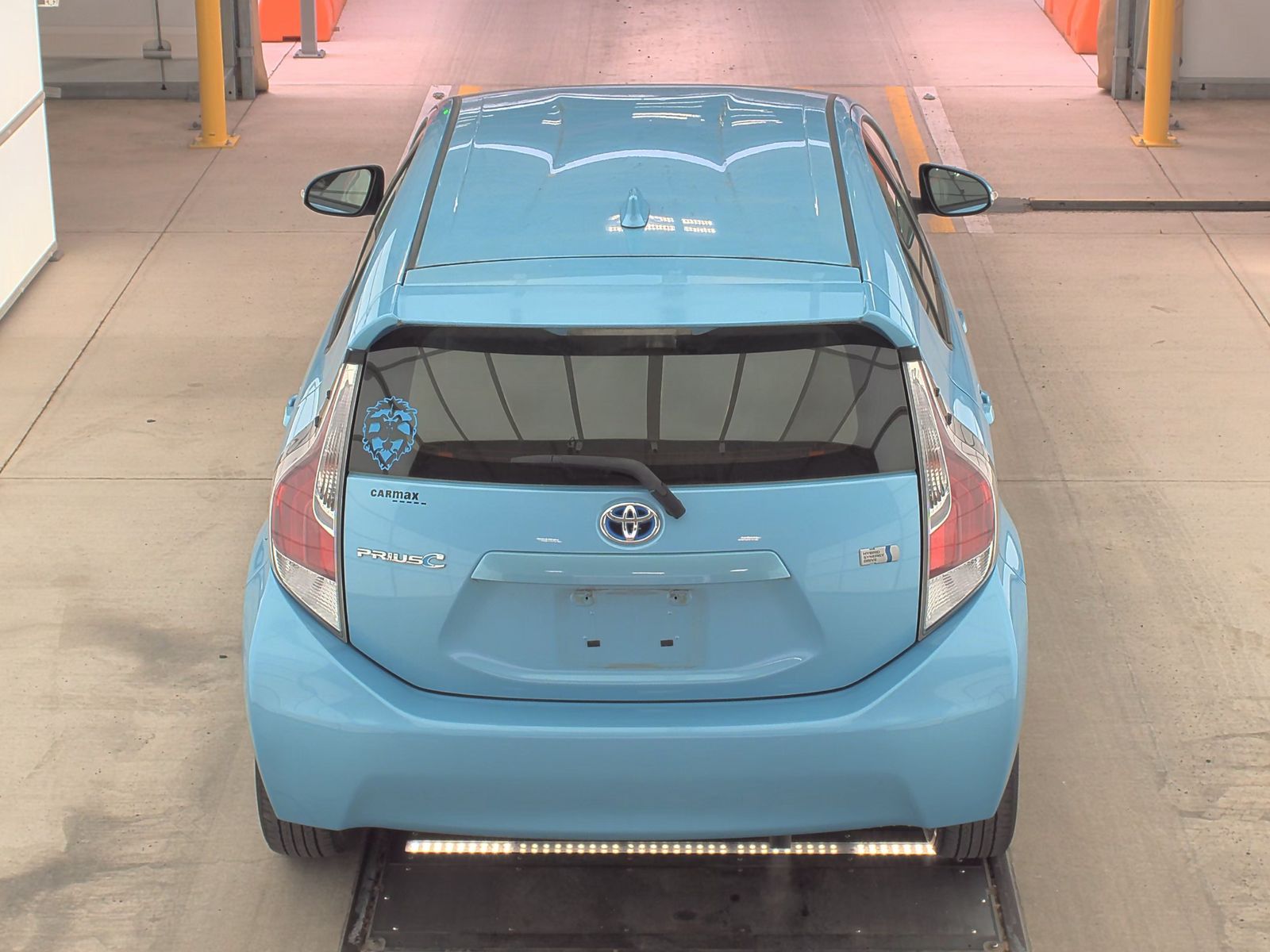 2015 Toyota Prius c Two FWD