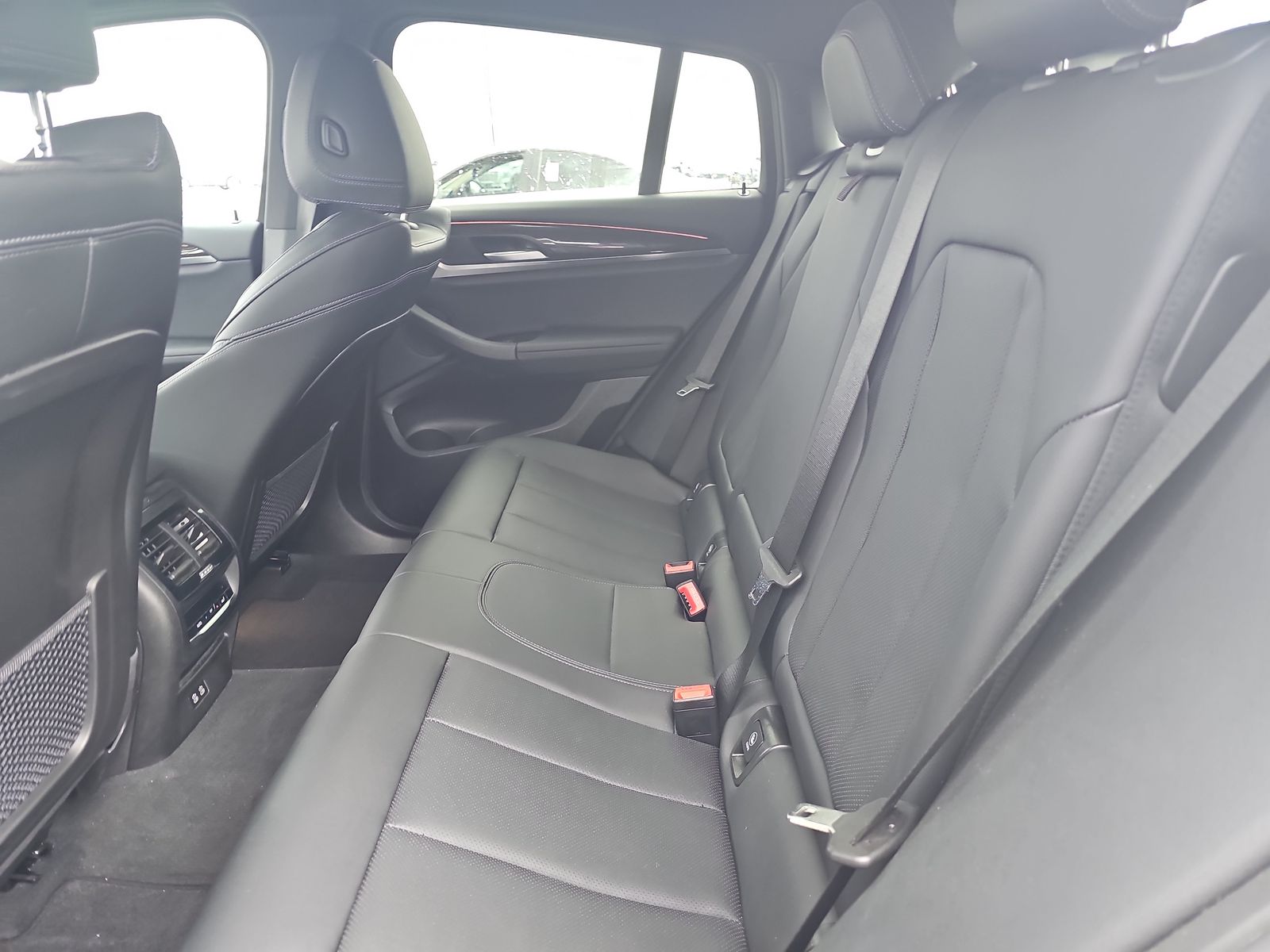 2024 BMW X4 xDrive30i AWD