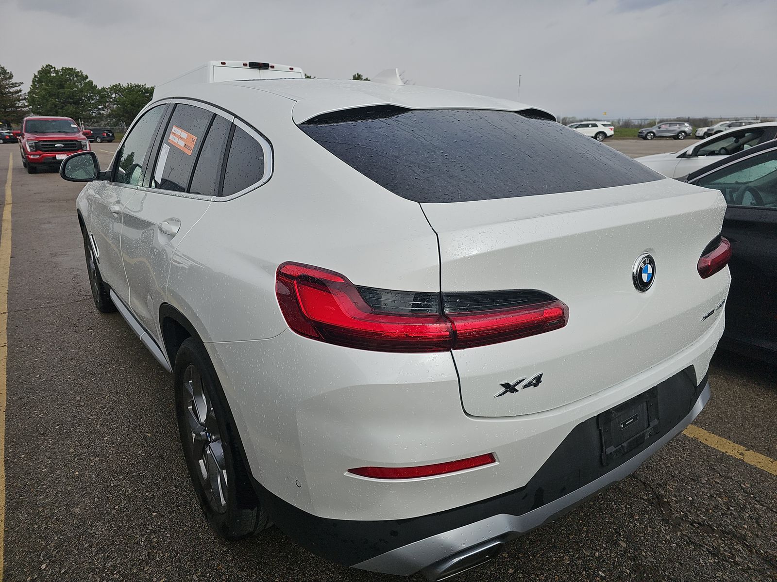 2024 BMW X4 xDrive30i AWD