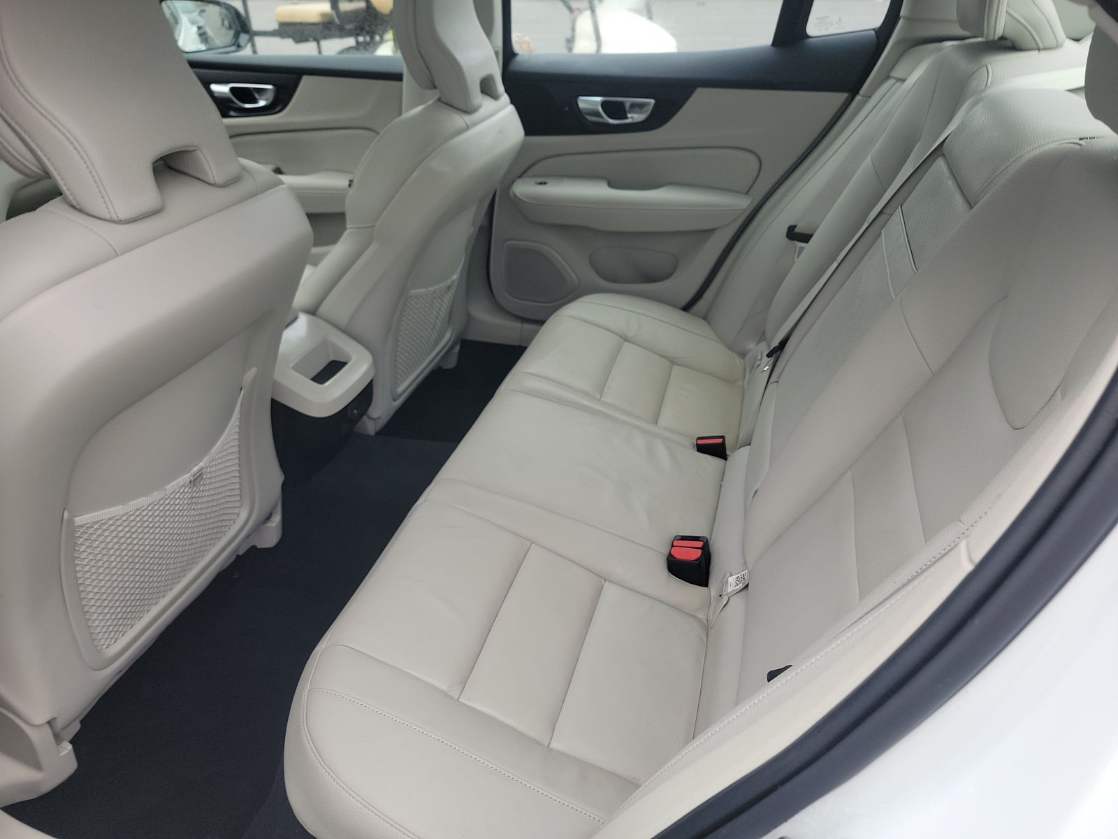 2021 Volvo S60 T5 Momentum AWD