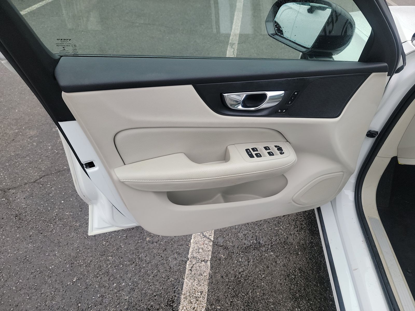 2021 Volvo S60 T5 Momentum AWD