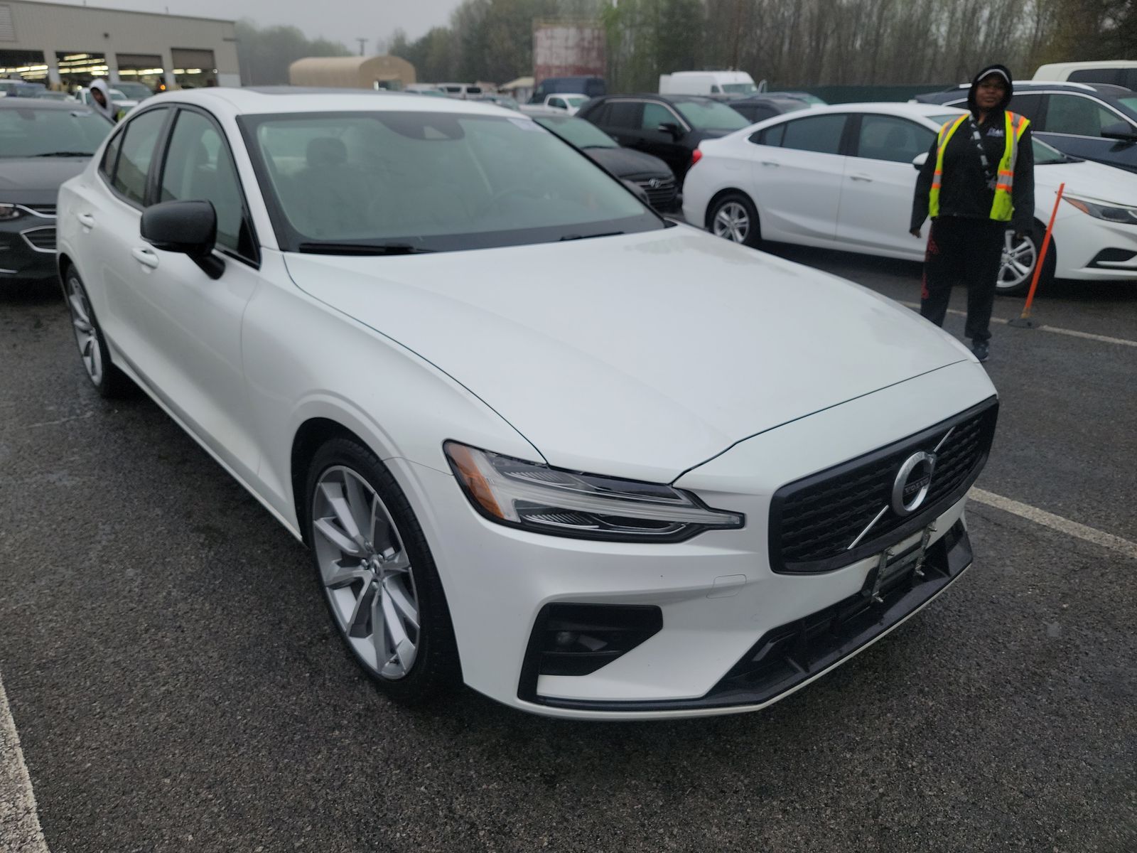 2021 Volvo S60 T5 Momentum AWD
