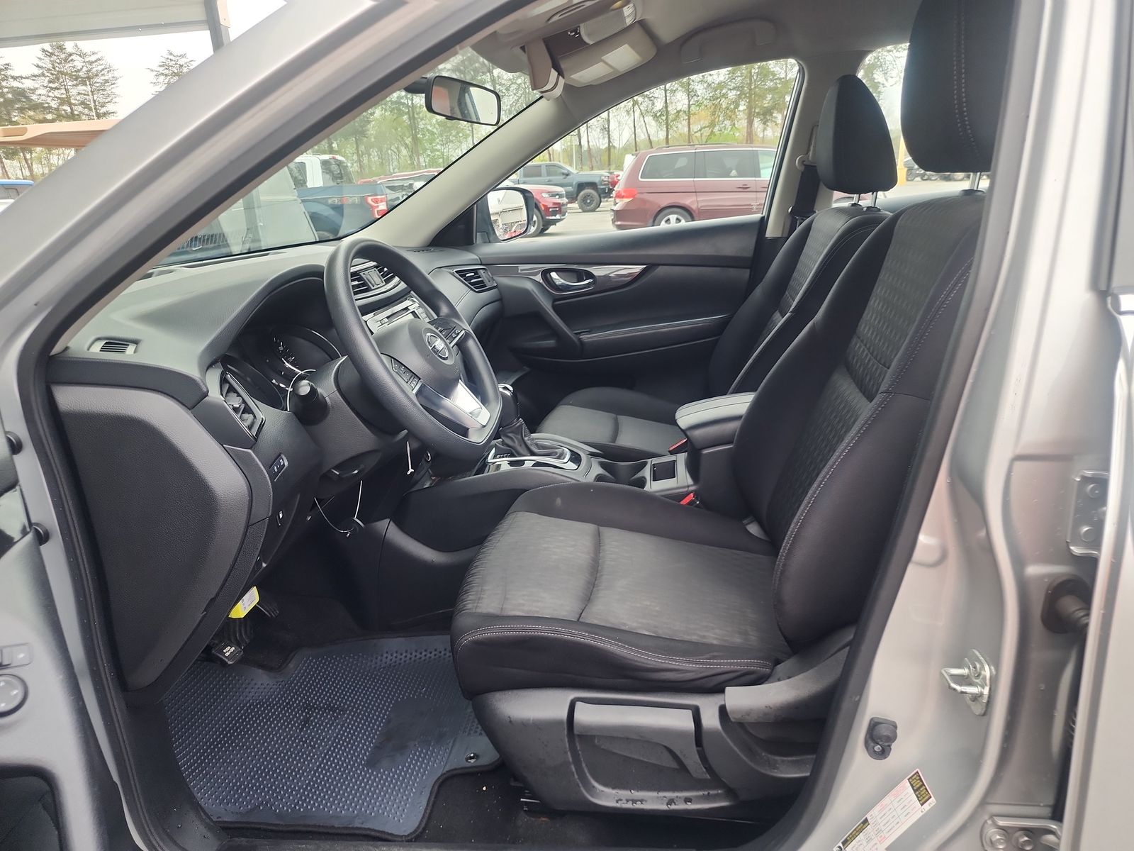 2018 Nissan Rogue S FWD